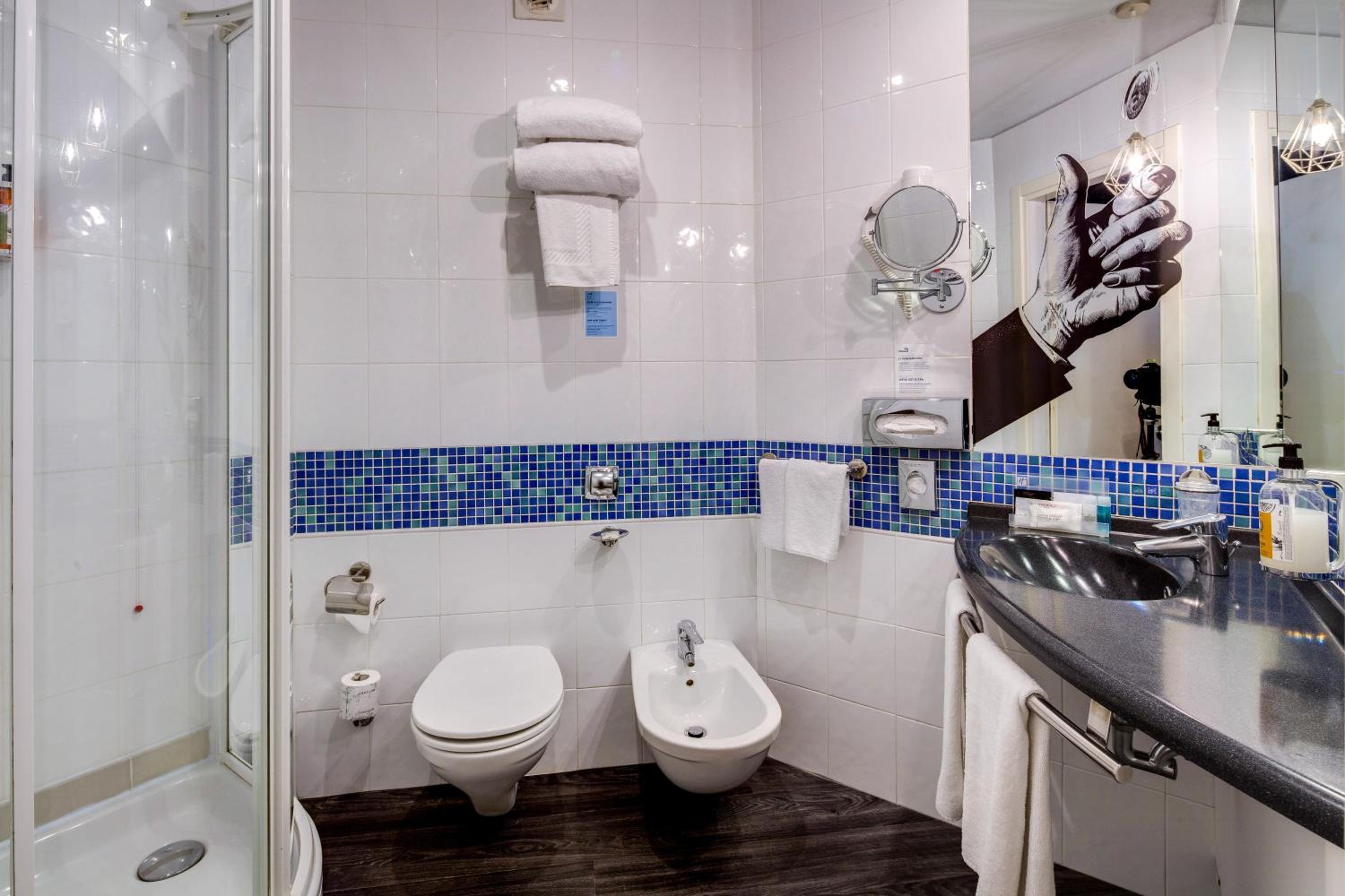 Standard Room - Photo 3