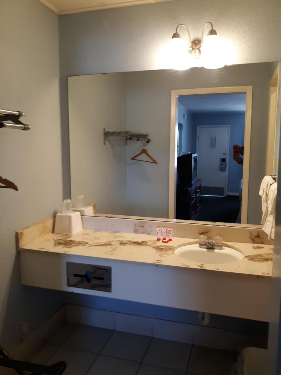 Deluxe Queen Room with Two Queen Beds photo 2