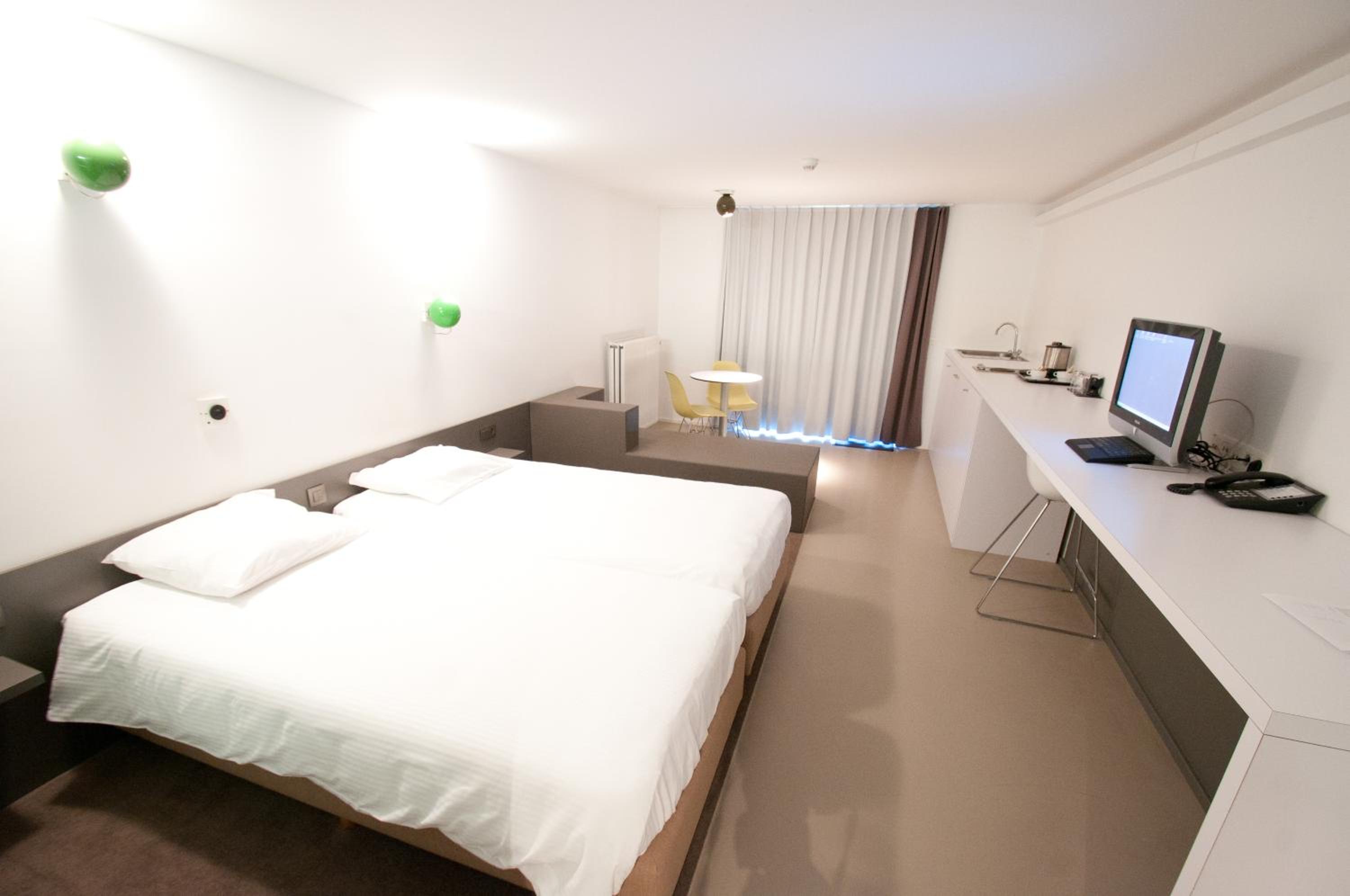 Basic Triple Room photo 1
