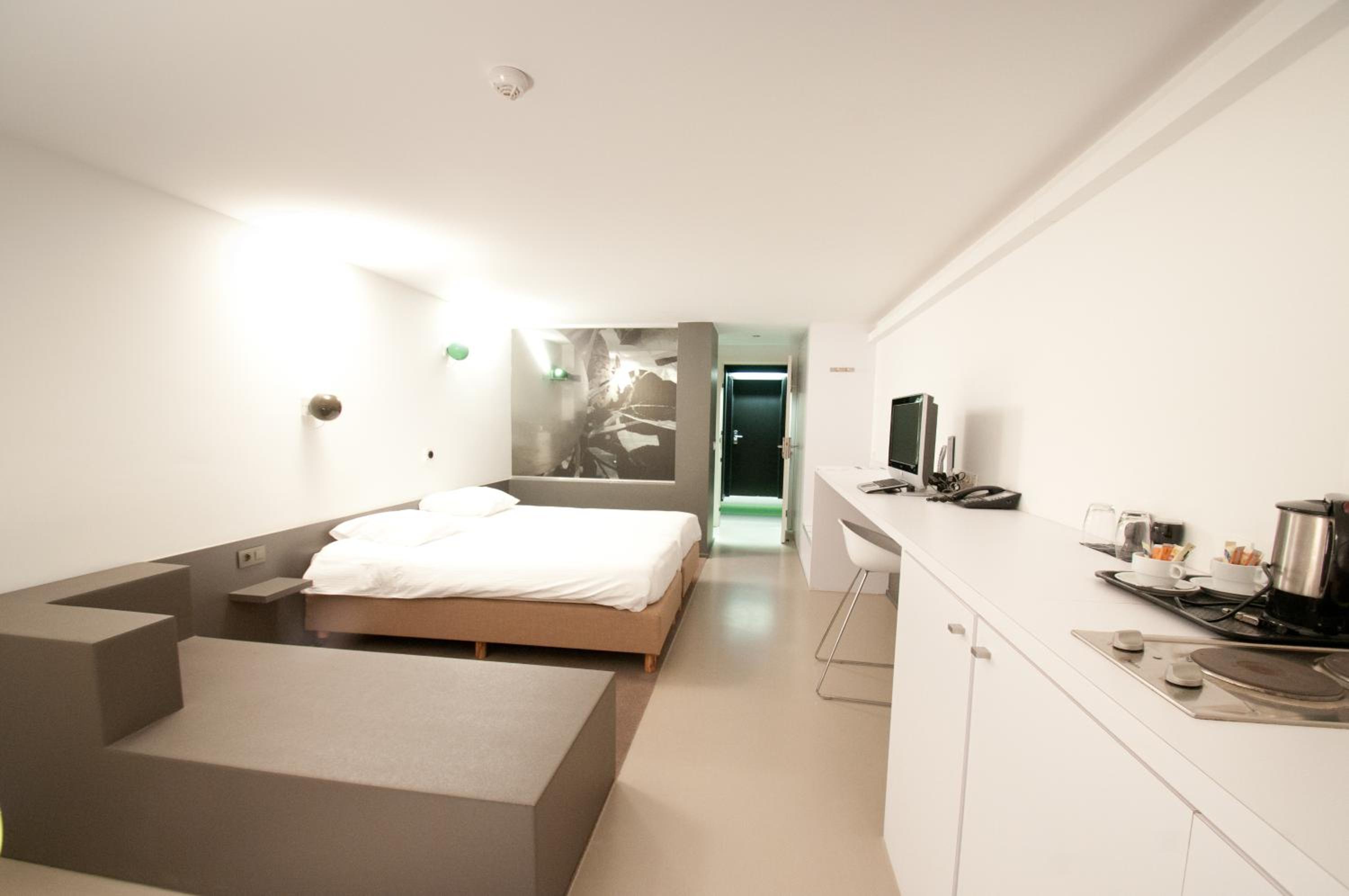 Studio (2 Adults) photo 1