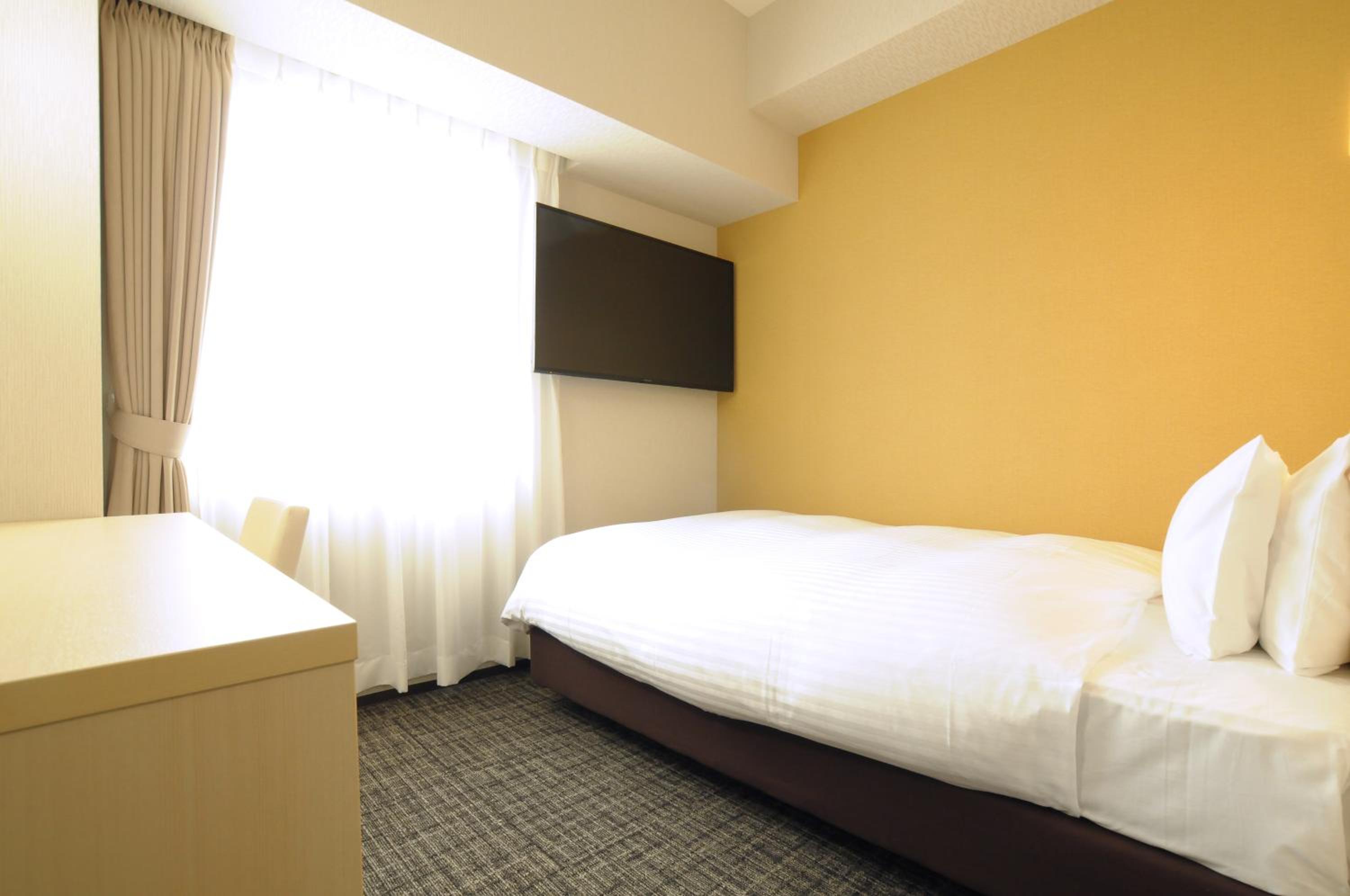 Single Room A - Non-Smoking