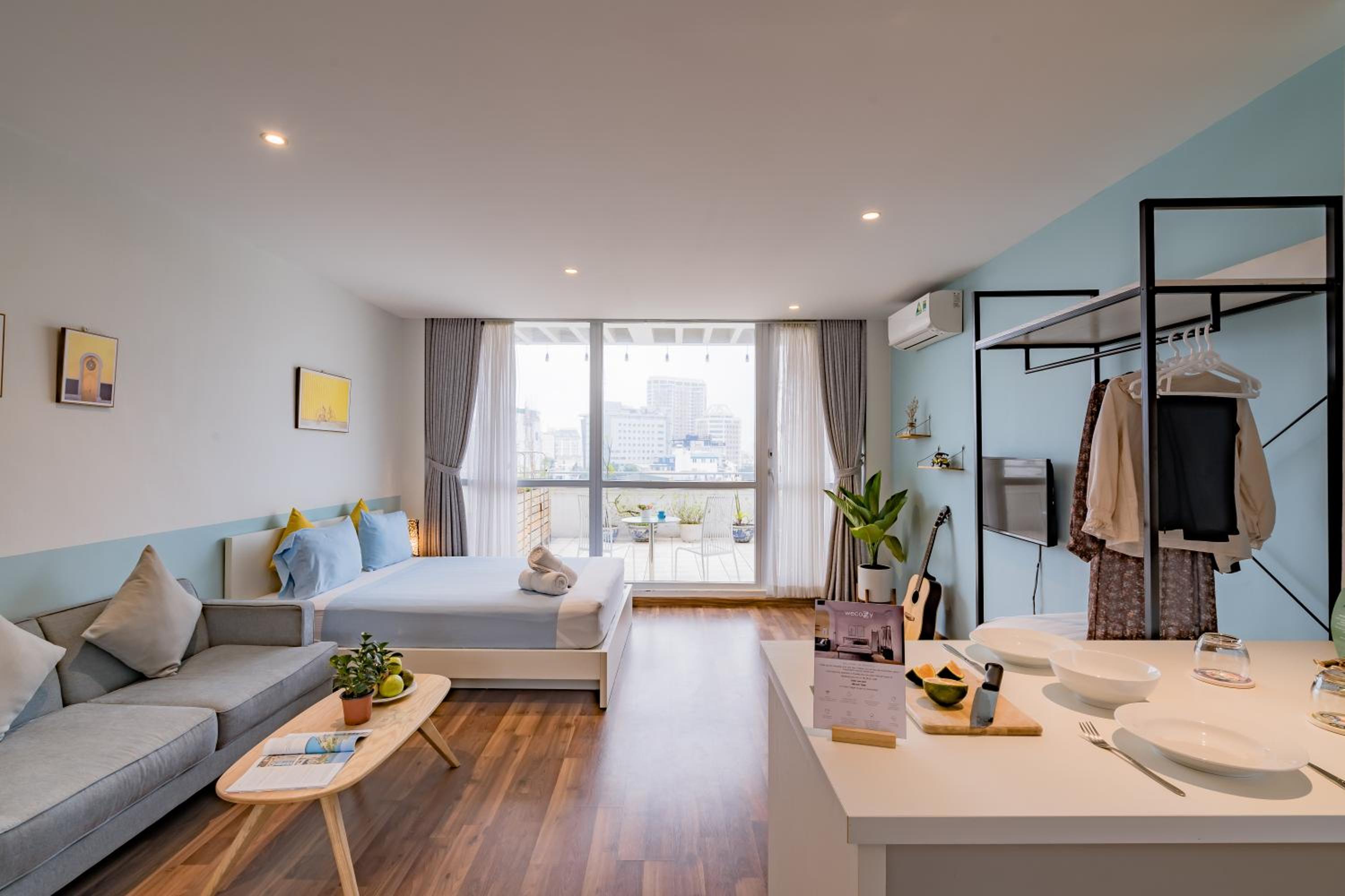 Studio Apartment