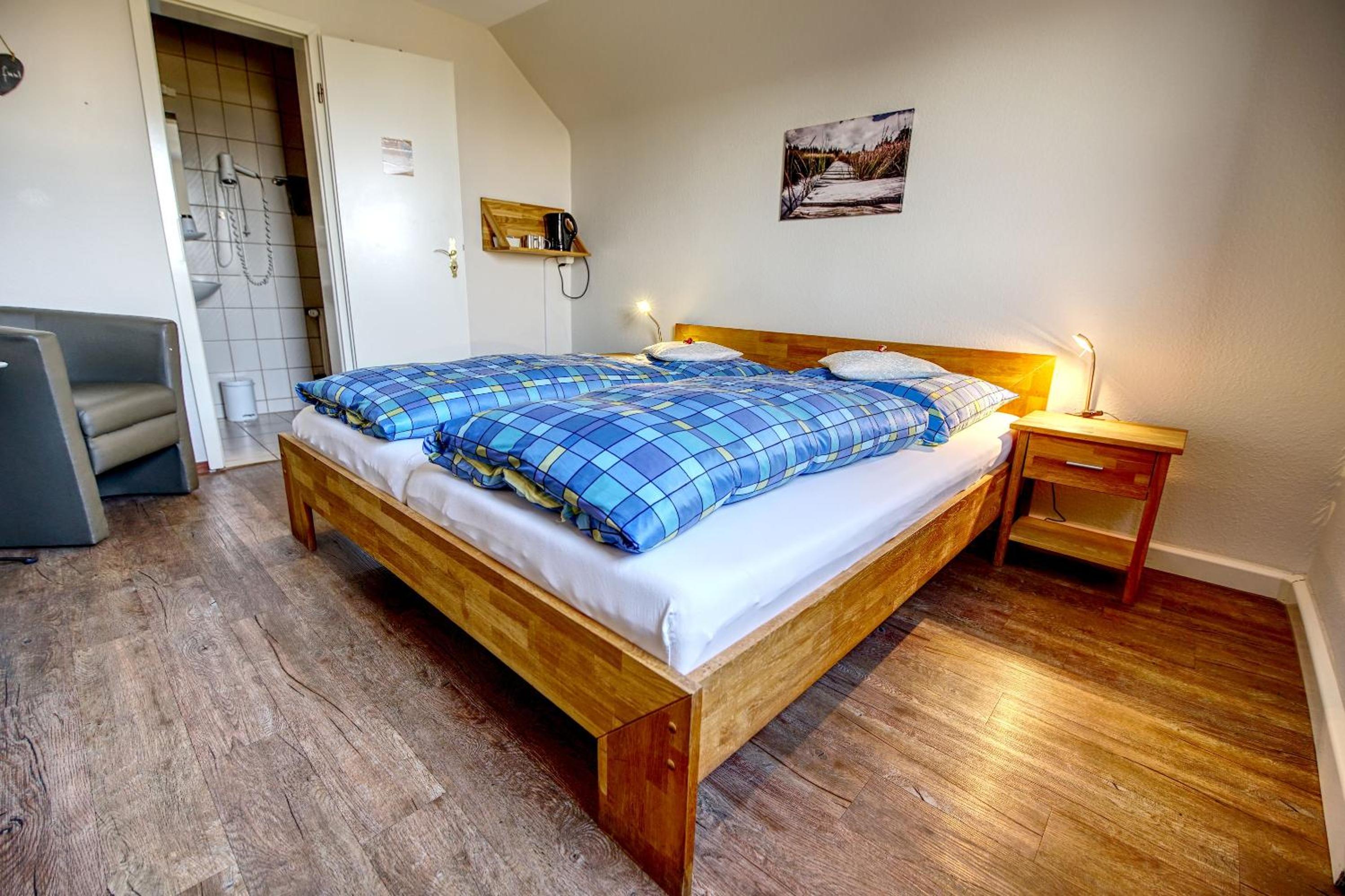 Double Room - Photo 6