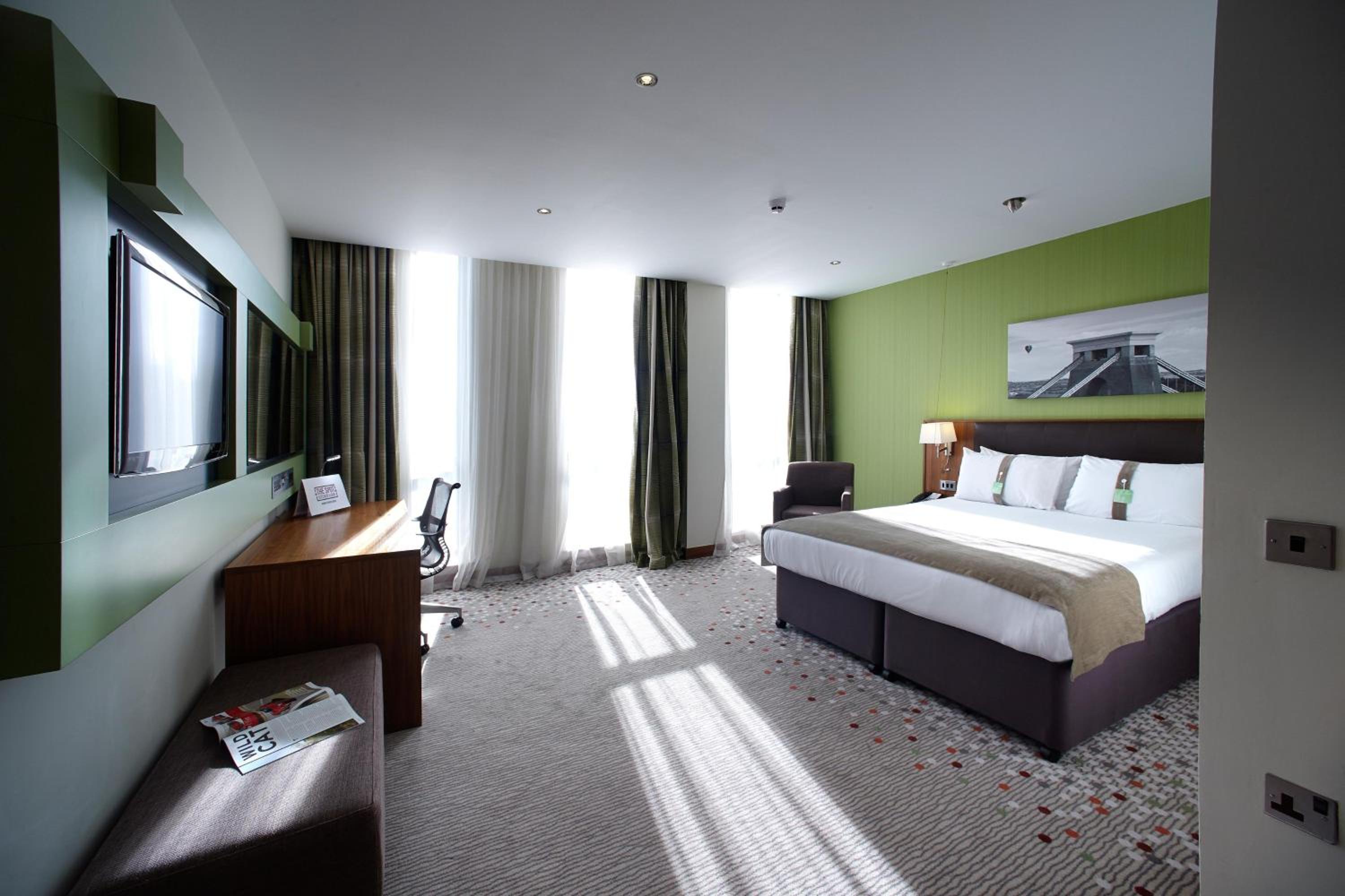 Standard Double Room - Disability Access - Photo 5