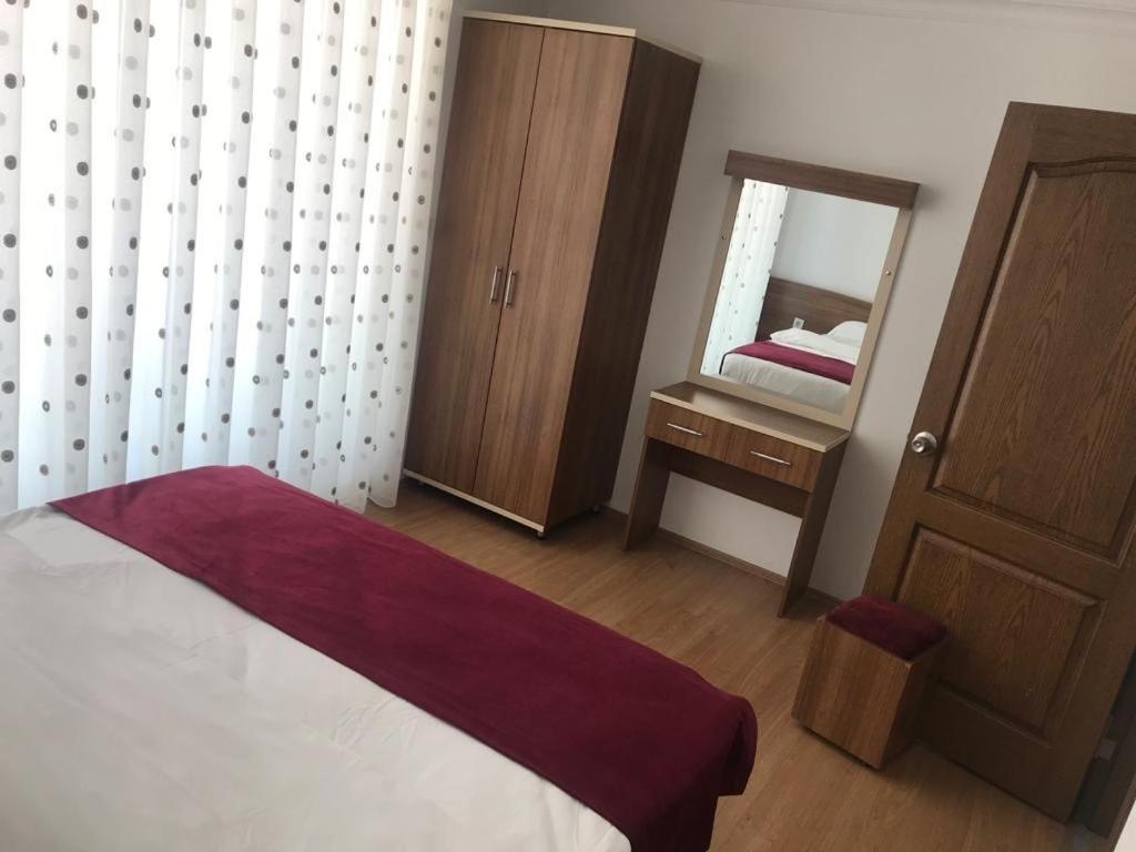 One-Bedroom Apartment (2 Adults + 2 Children)