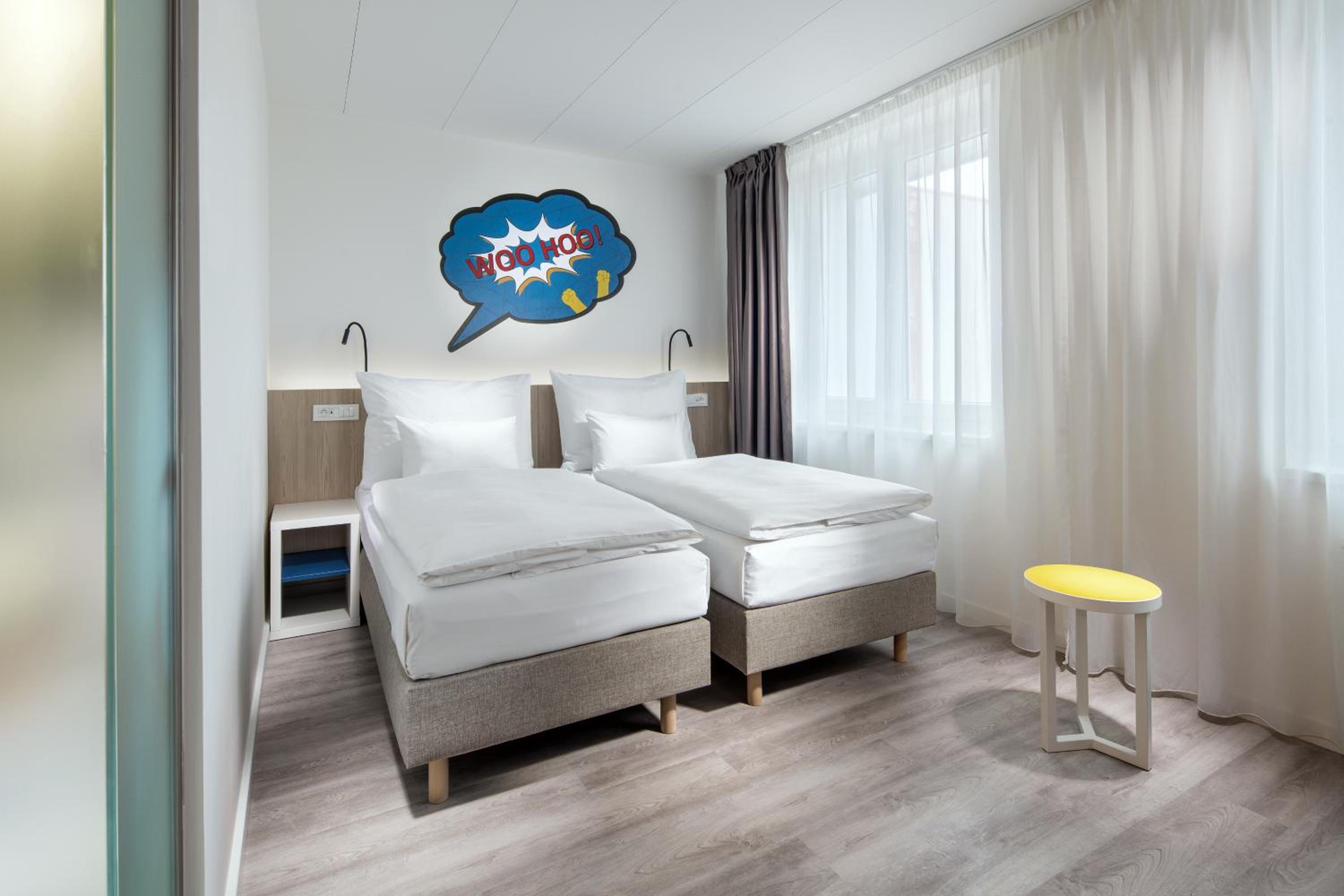 Double or Twin Room - Photo 7