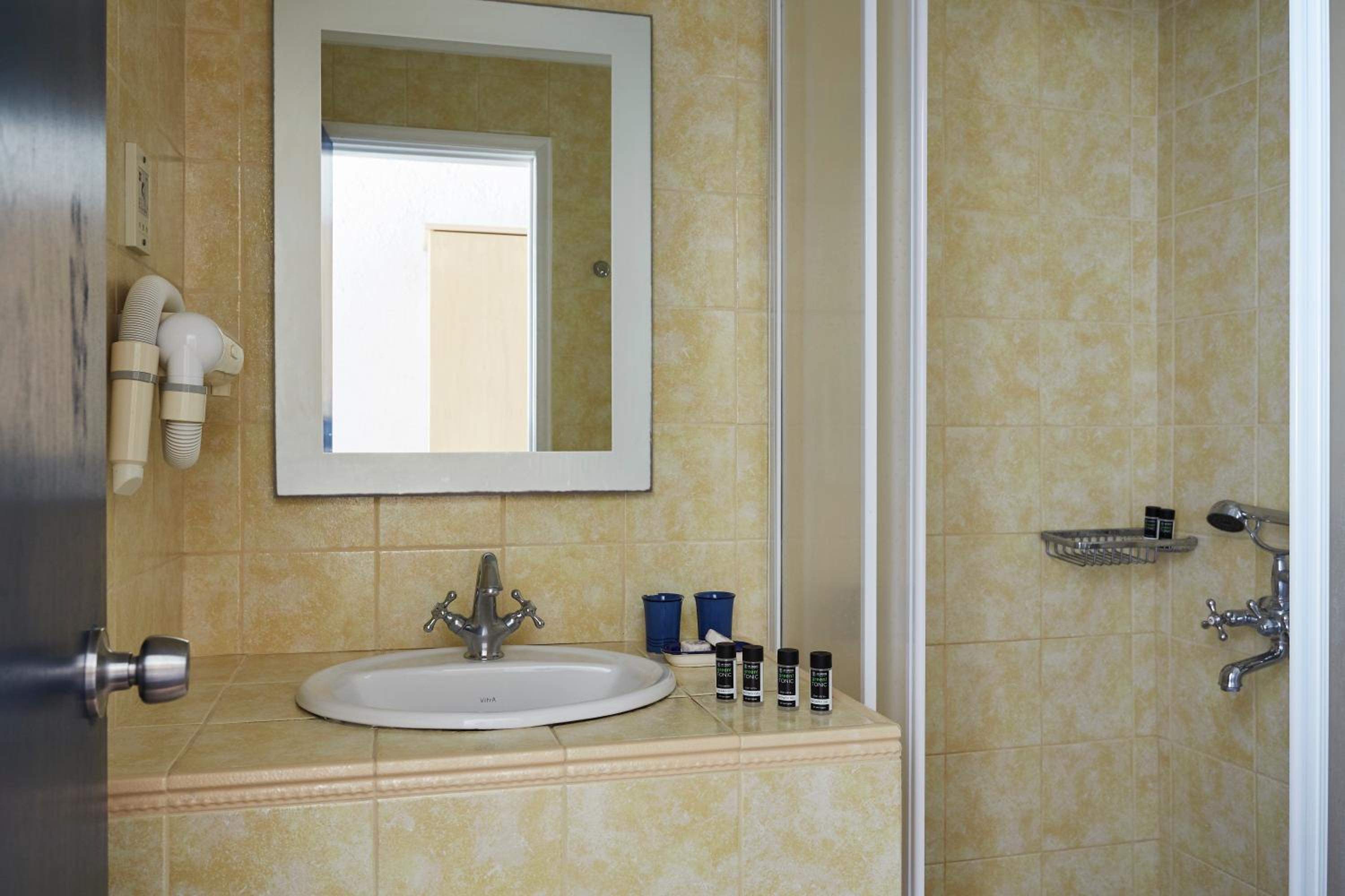 Double Or Twin Room With Side Sea View photo 3