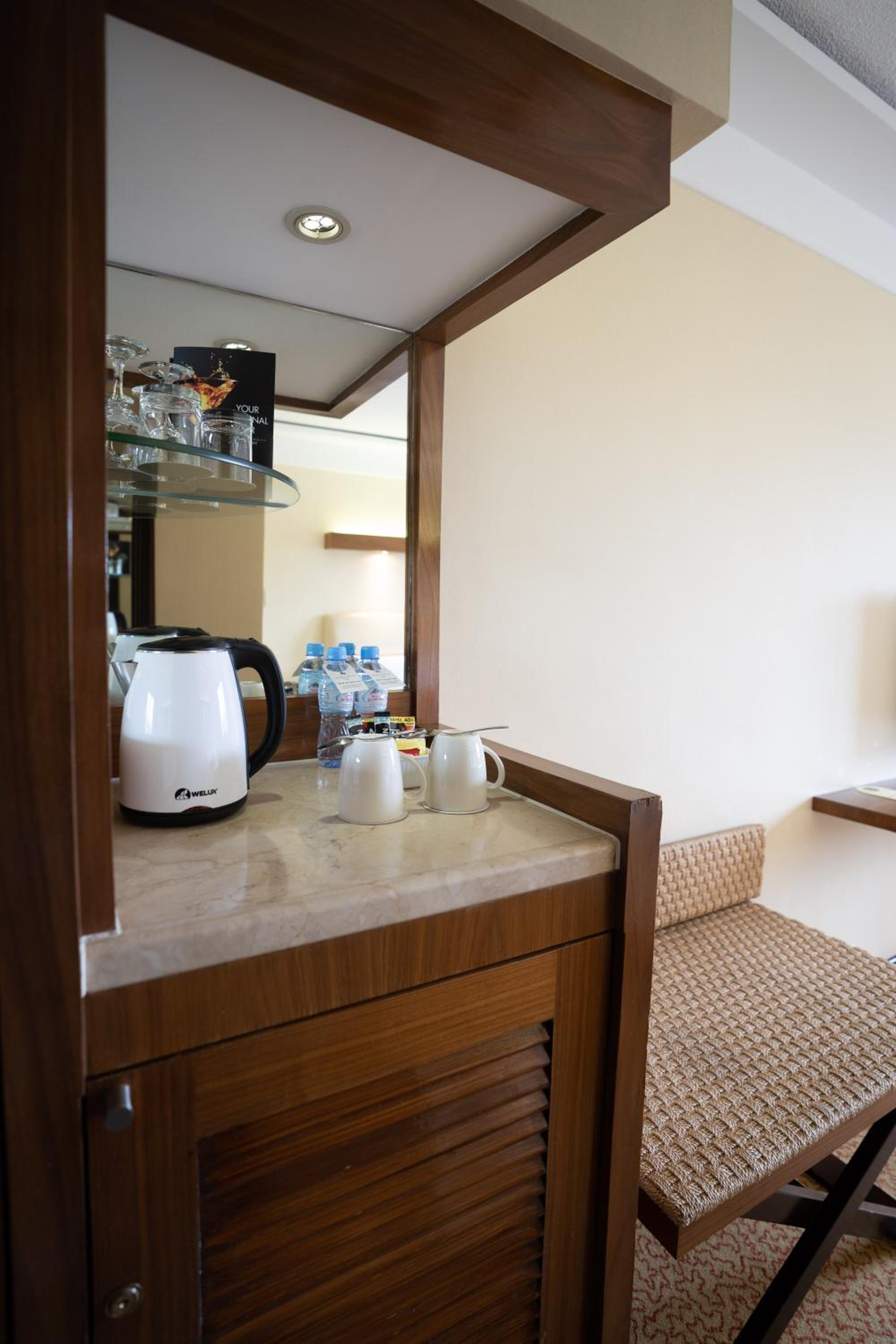 Deluxe Double or Twin Room with Sea View Deluxe Double or Twin Room with Sea View