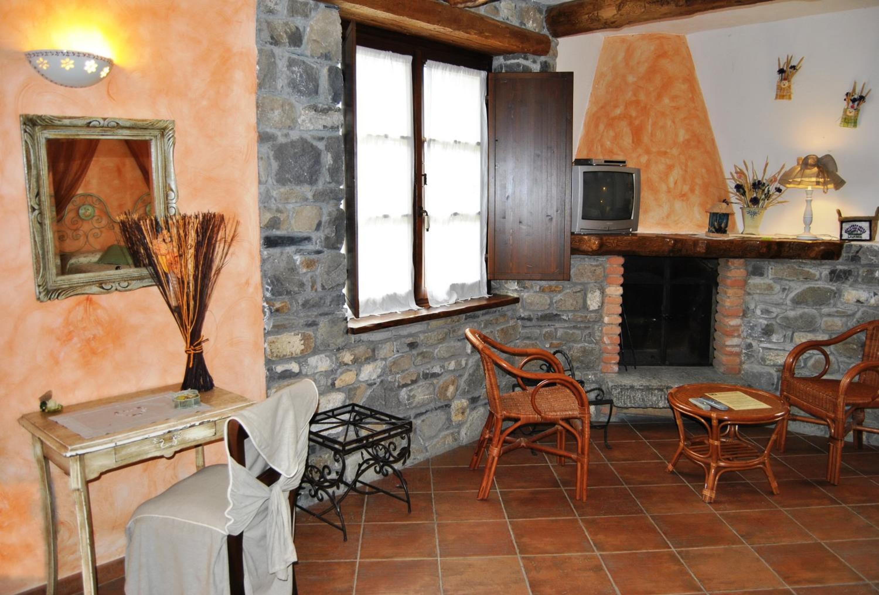 Deluxe Double Room - Photo 4