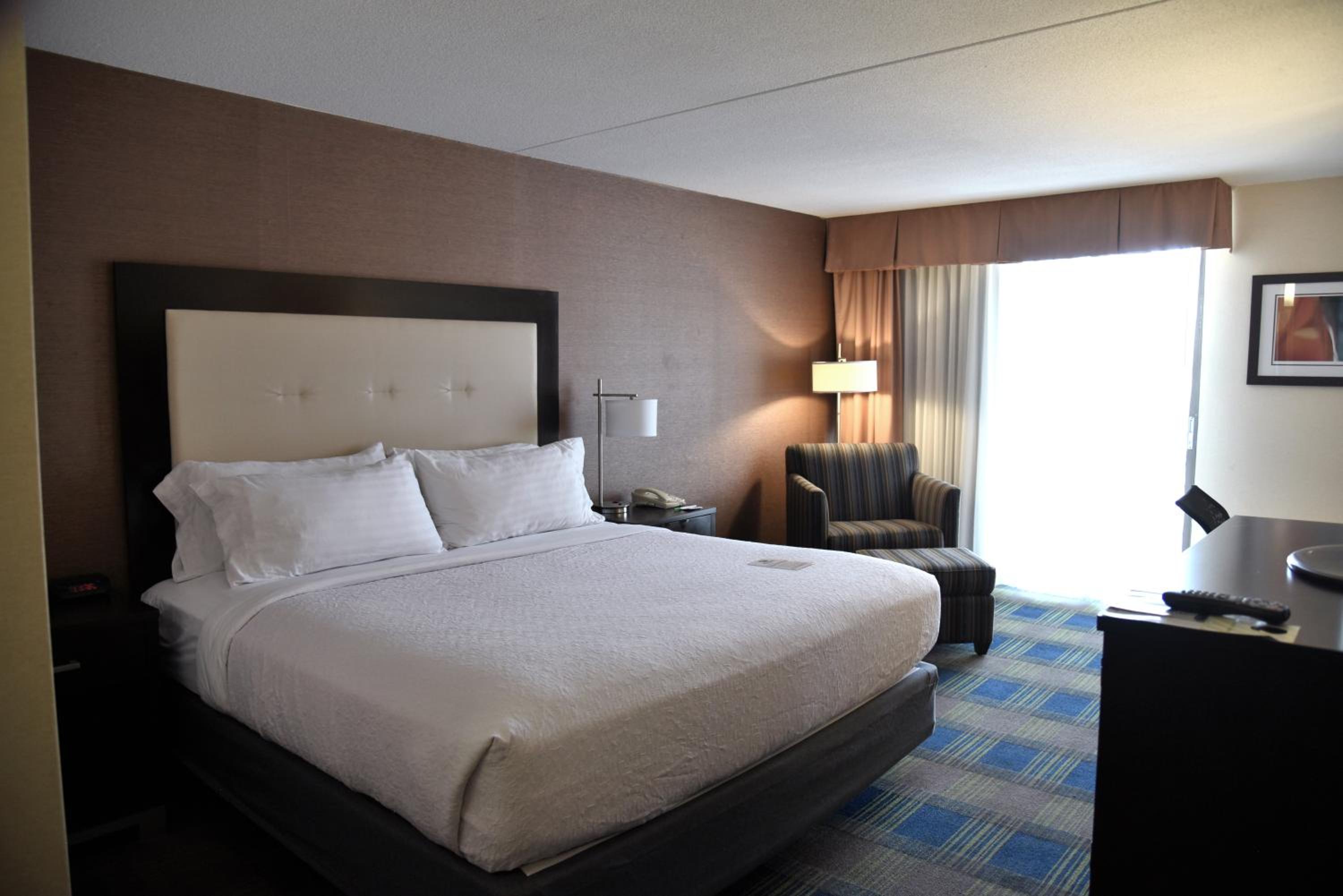 Standard King Room - Photo 1