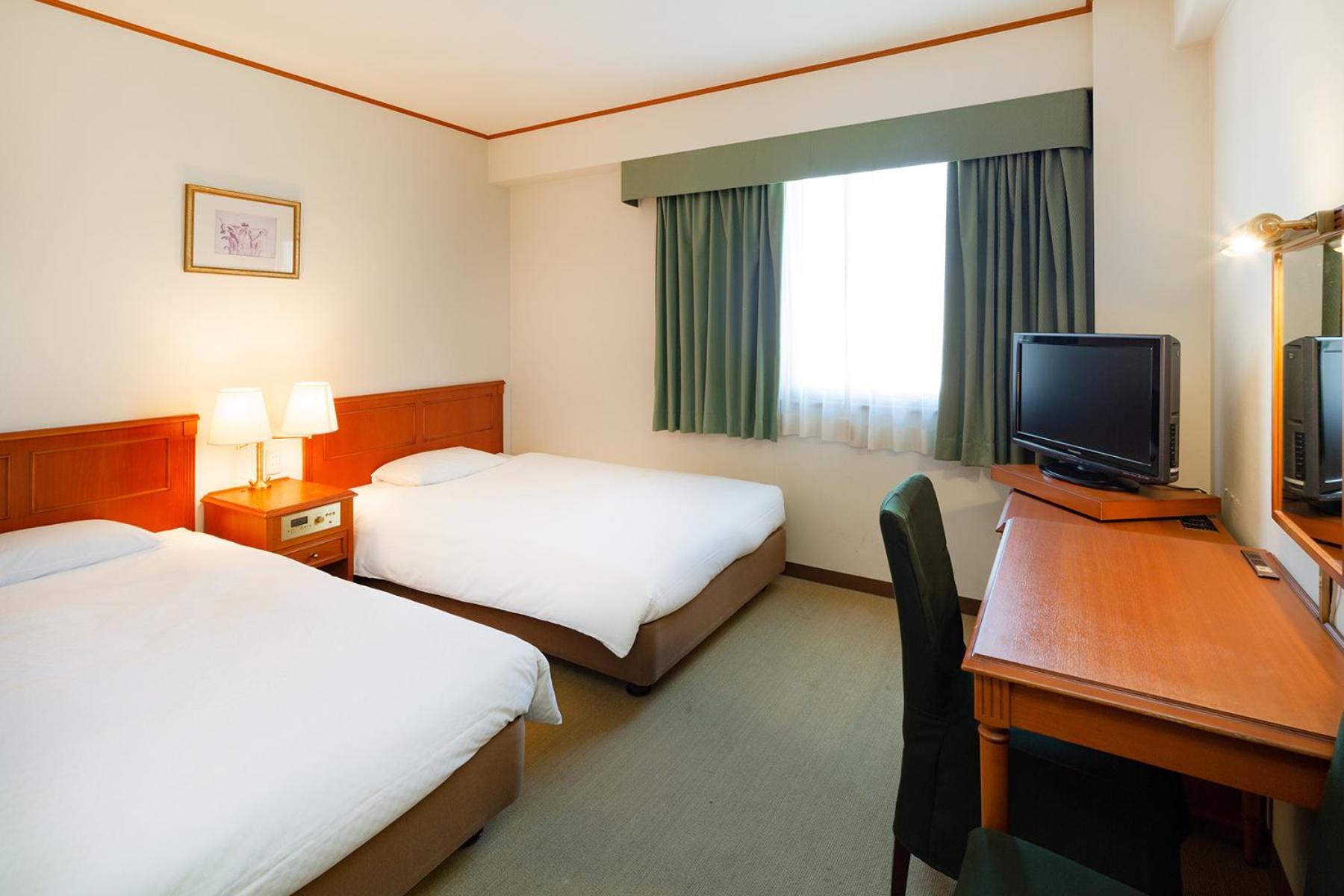Twin Room - Smoking - Photo 1