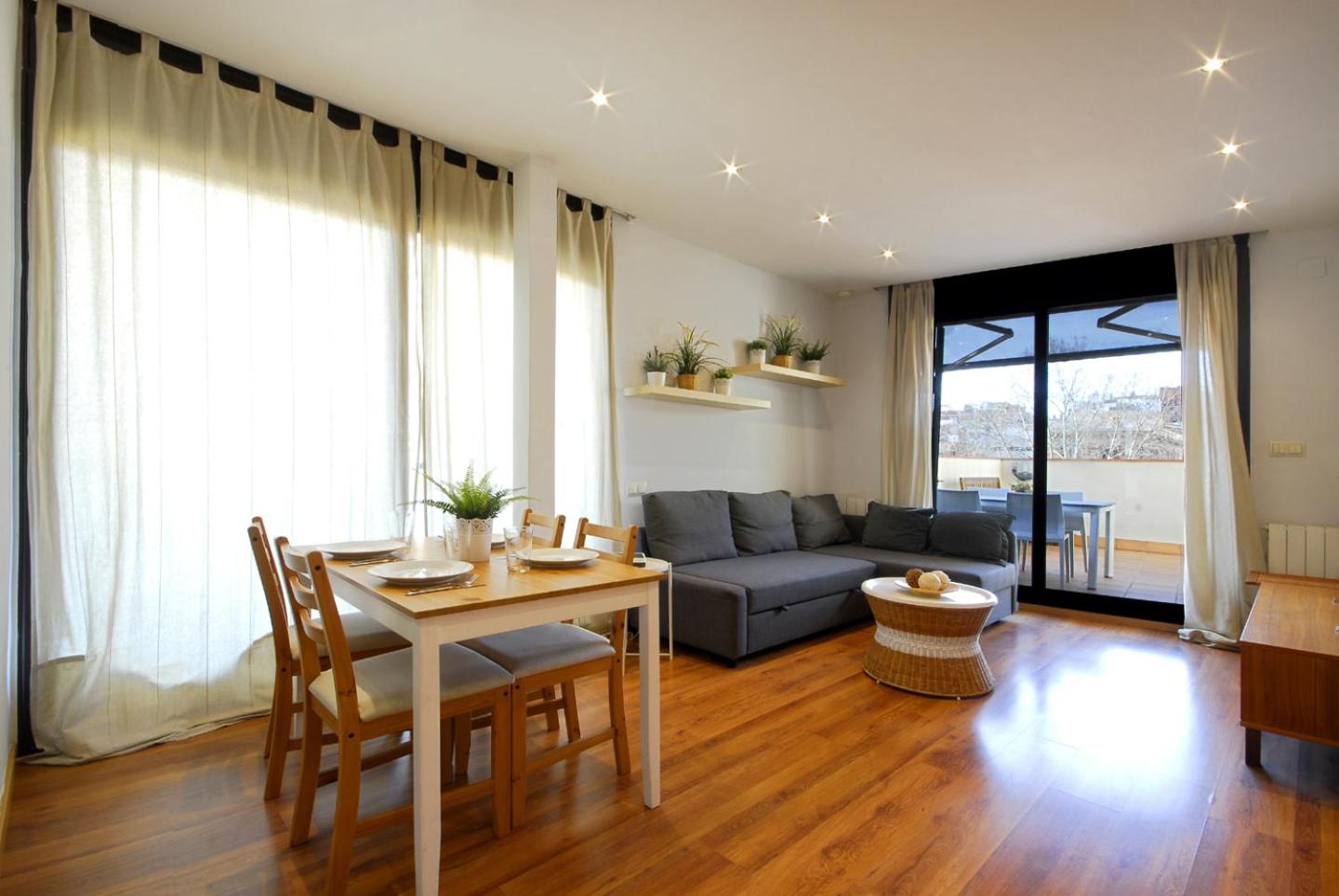 Apartamento con Terraza