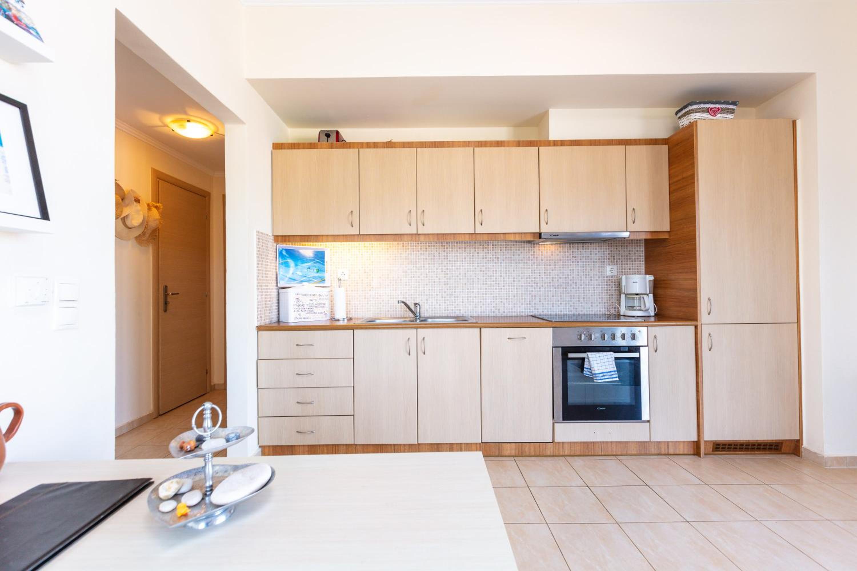 Two-Bedroom House - Karoti 5a photo 2