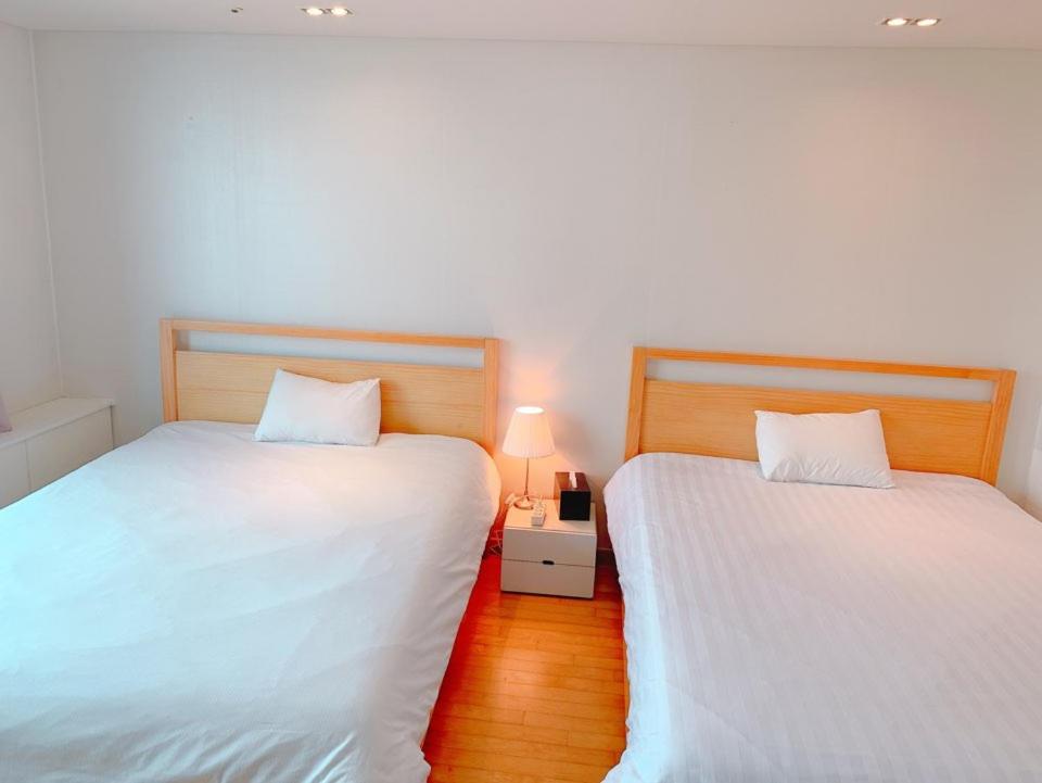 Twin Room - Photo 8