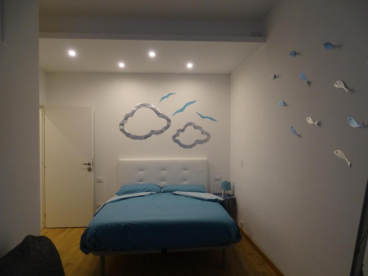 Deluxe Room (2 Adults + 1 Child)