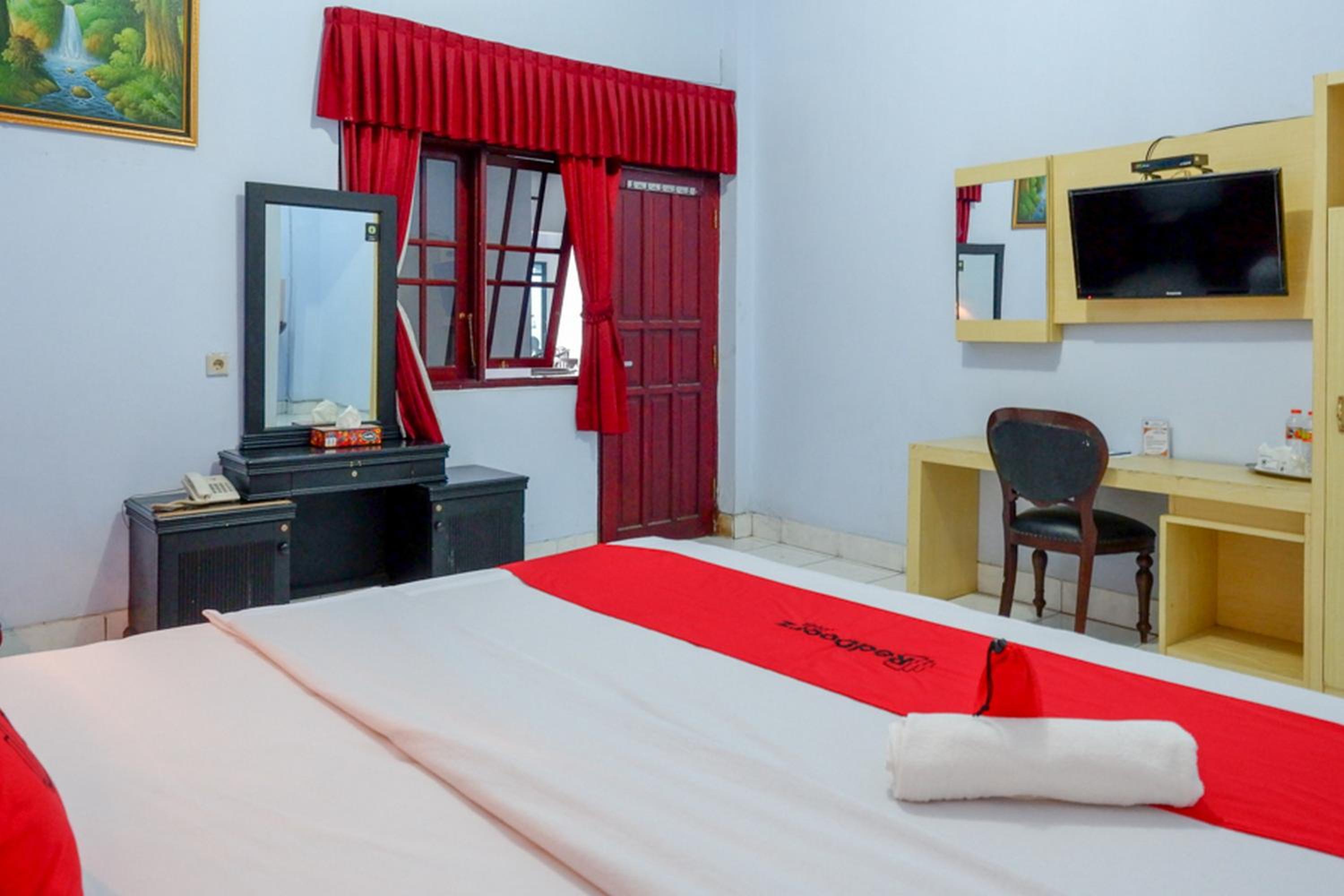 Deluxe Double Room - Photo 1