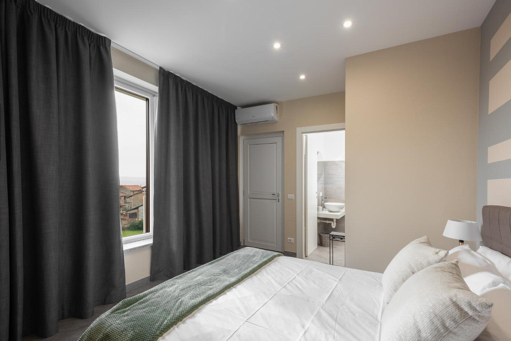 Double Room with Garden View - Photo 11