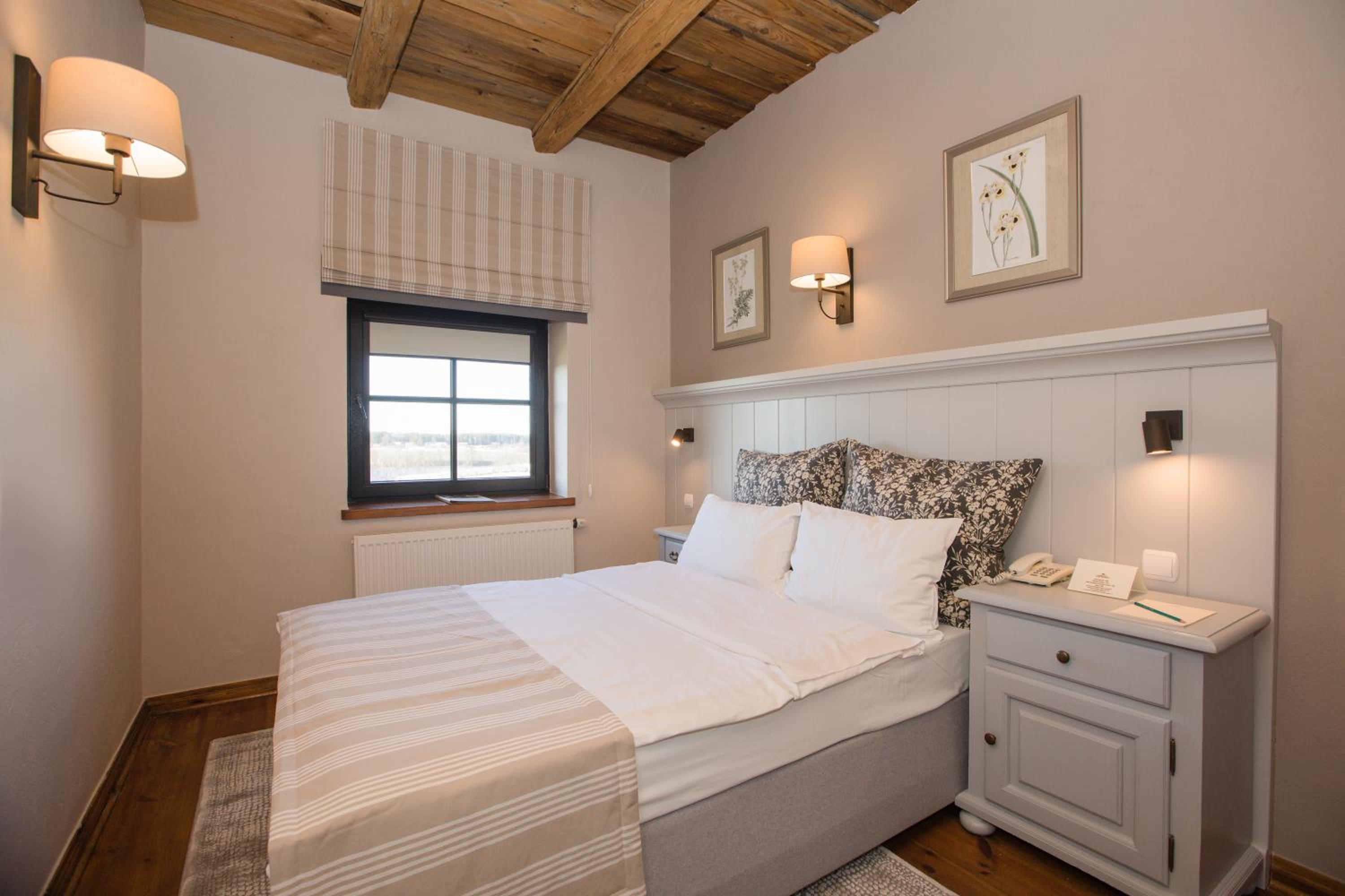 Standard Double Room - Photo 3