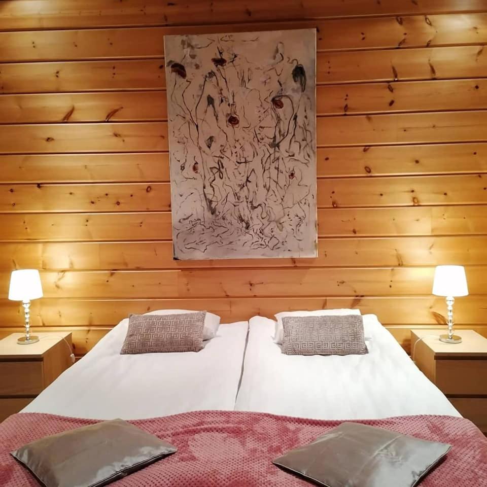 Large Twin Room - No pets - Photo 1