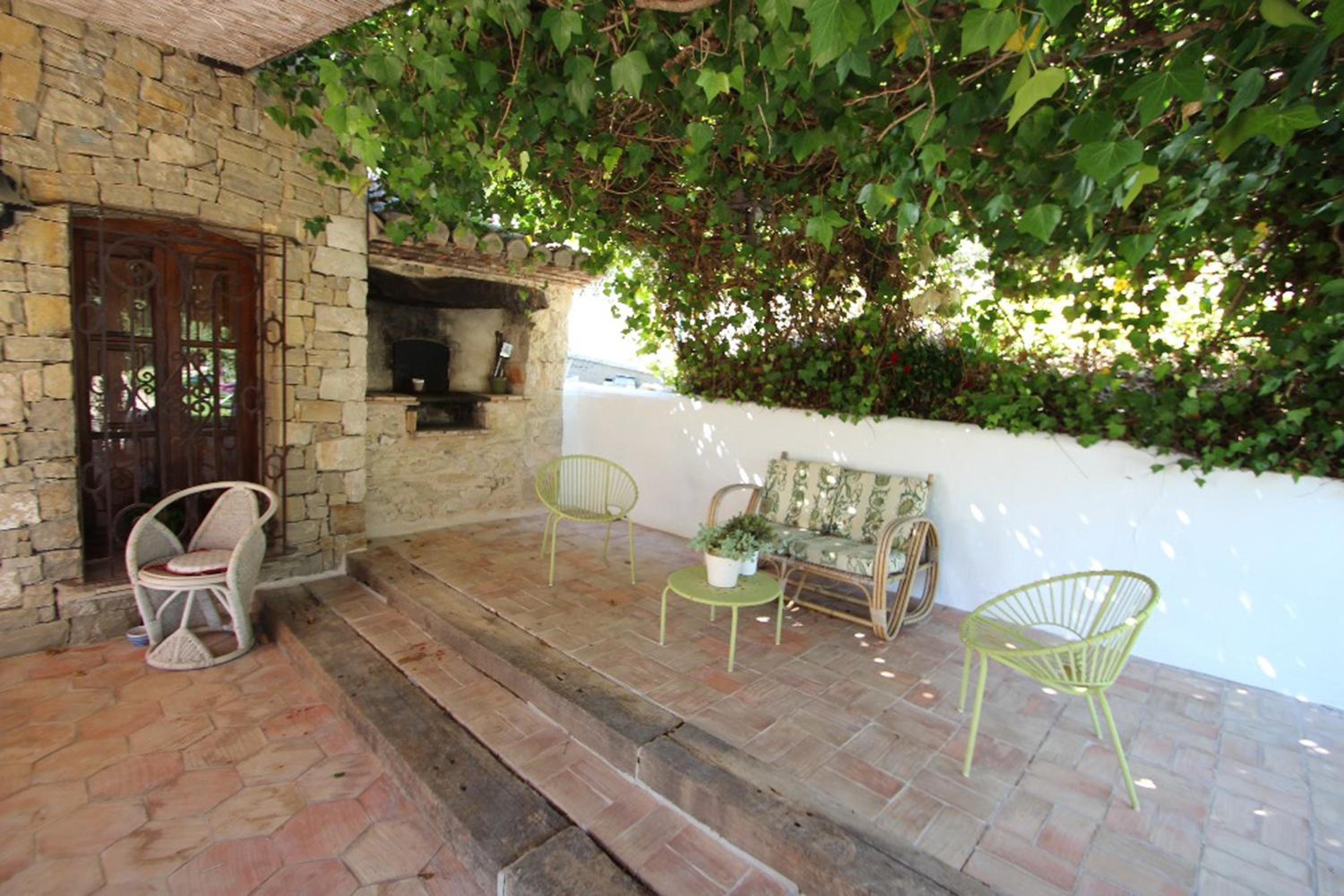 Two-Bedroom Holiday Home photo 2
