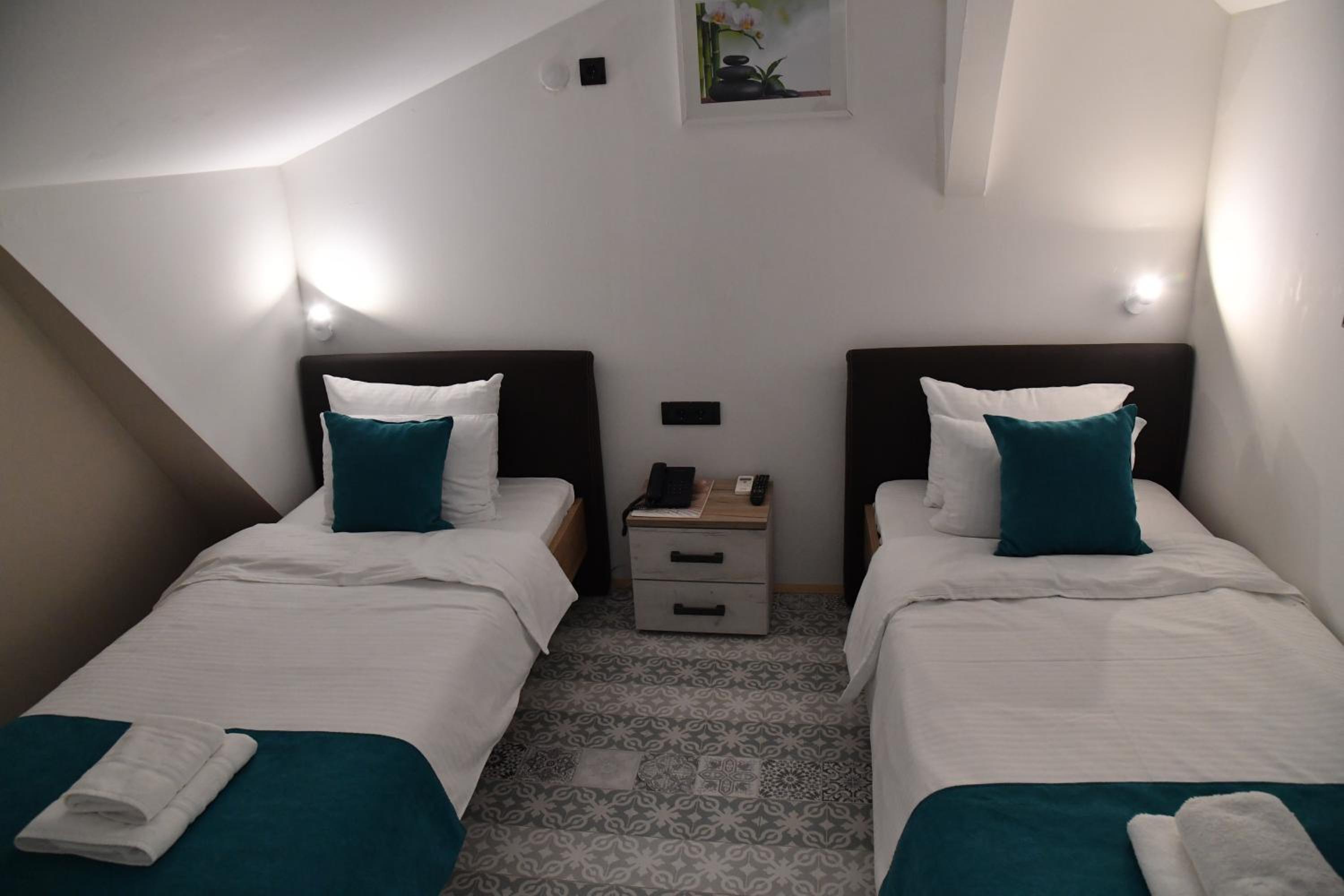 Duplex Quadruple Room
