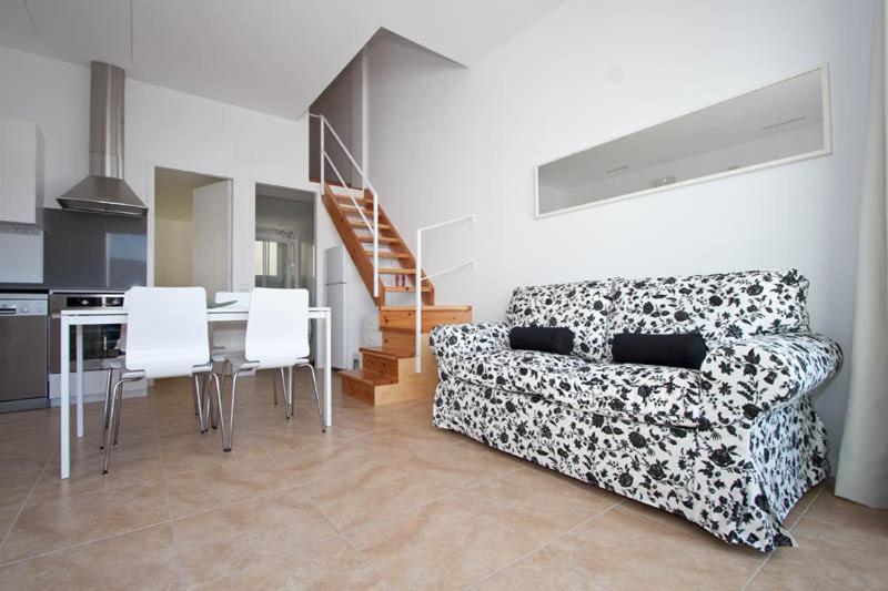 Apartment - Split Level photo 3