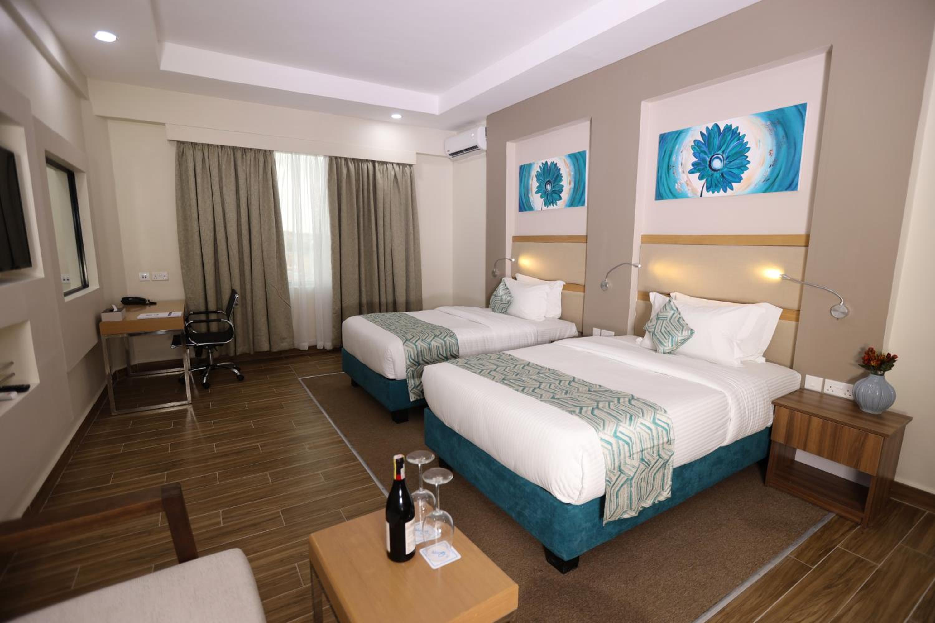 Superior Twin Room - Photo 16