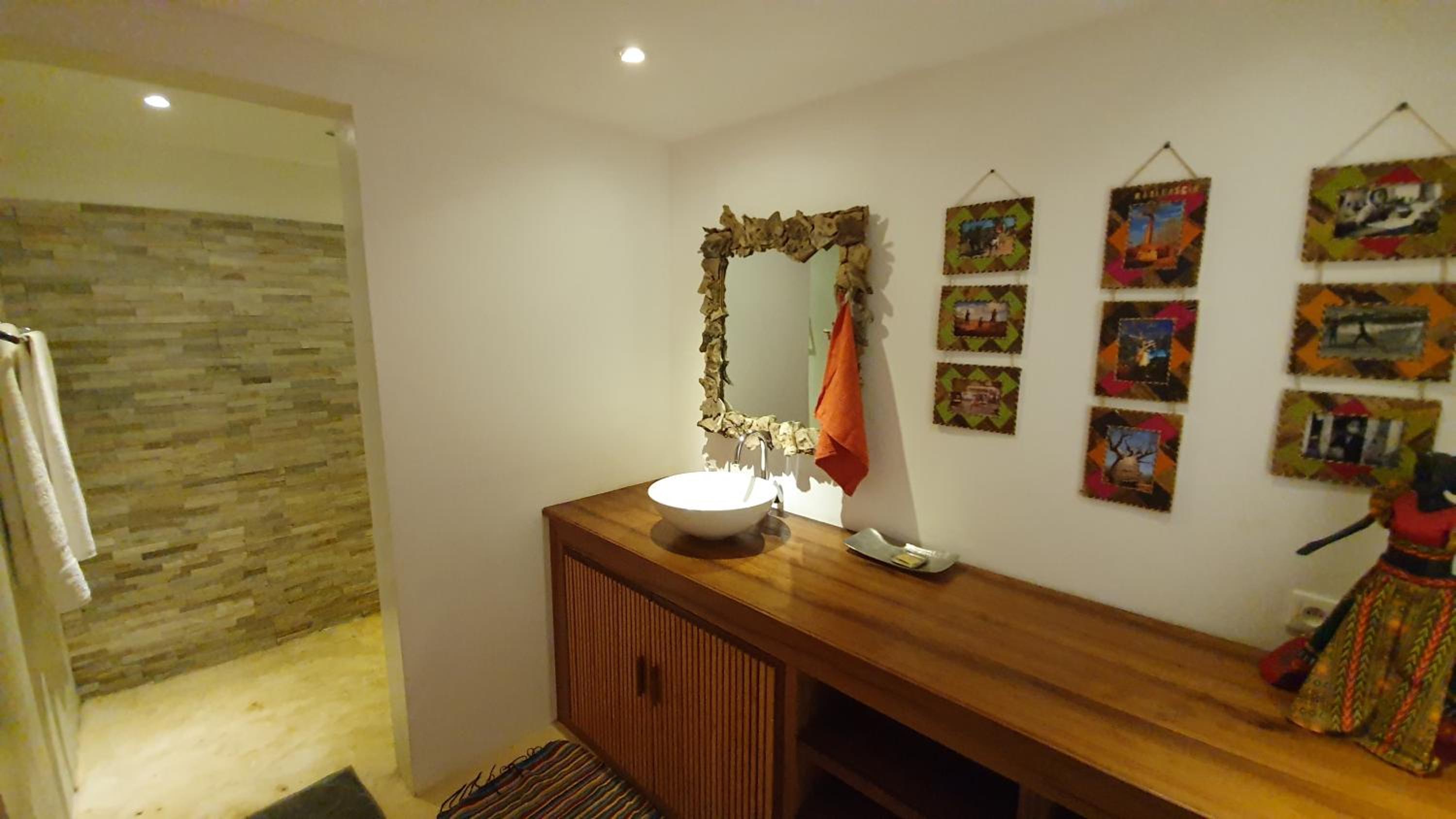 Deluxe Bungalow with Sea View photo 3