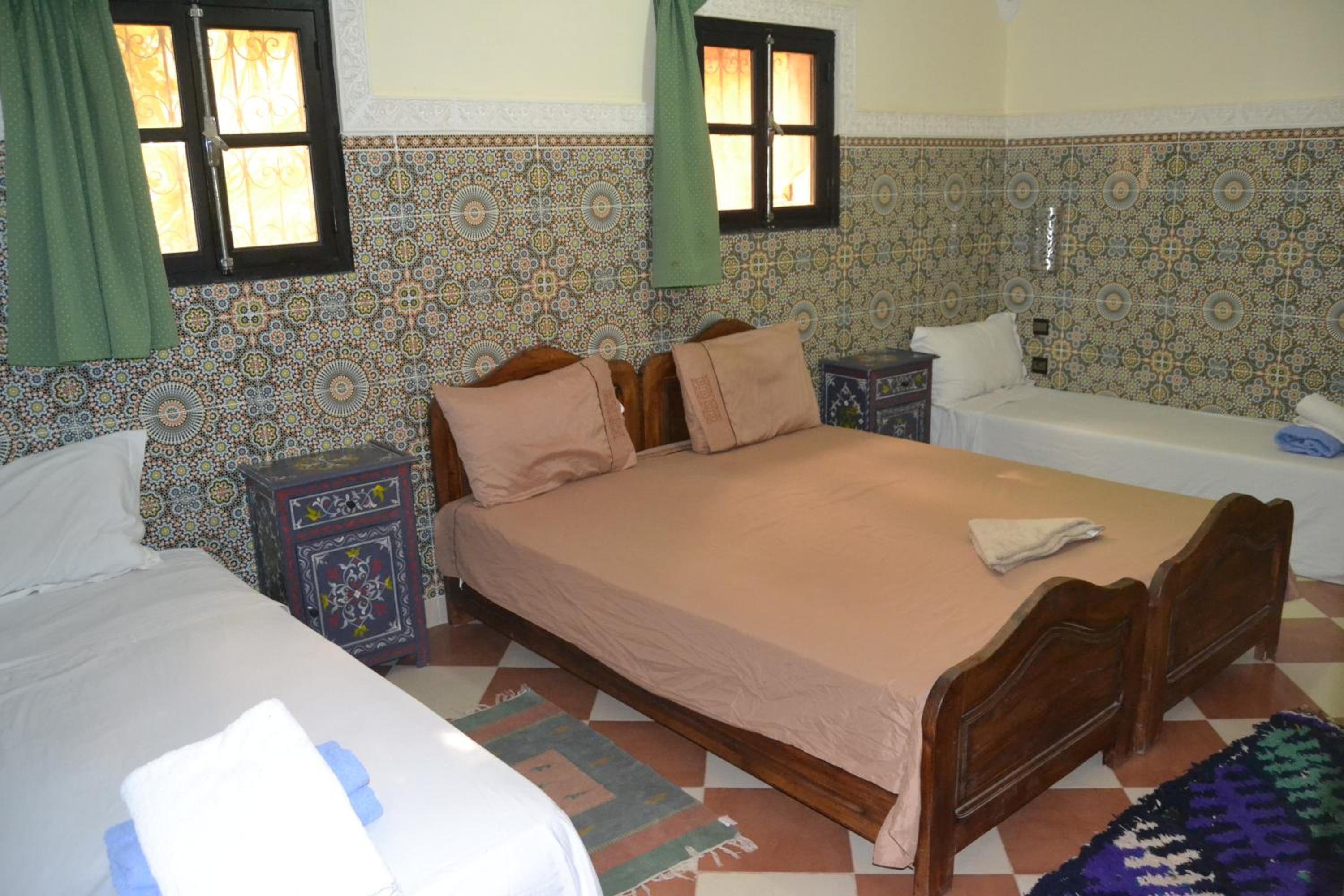 Family Room with Bathroom photo 2