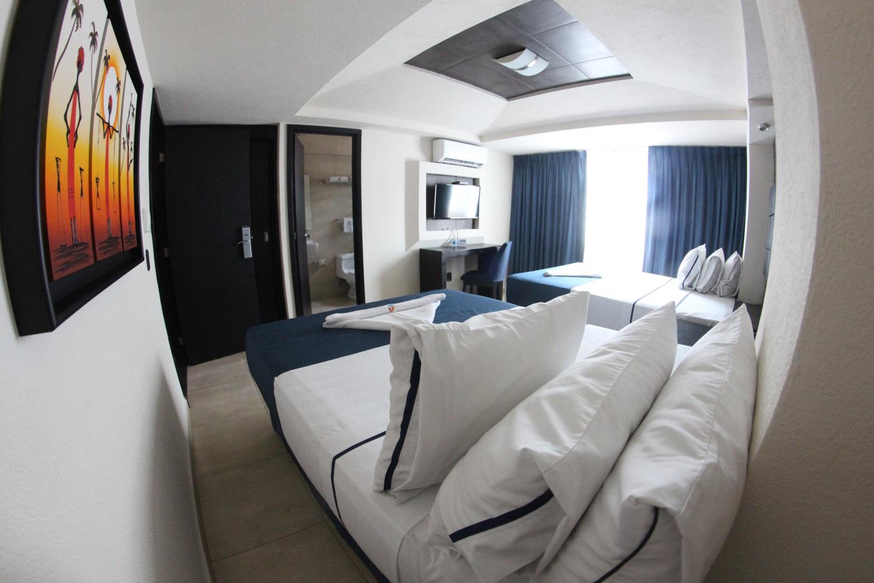 Standard Double Room - Photo 2