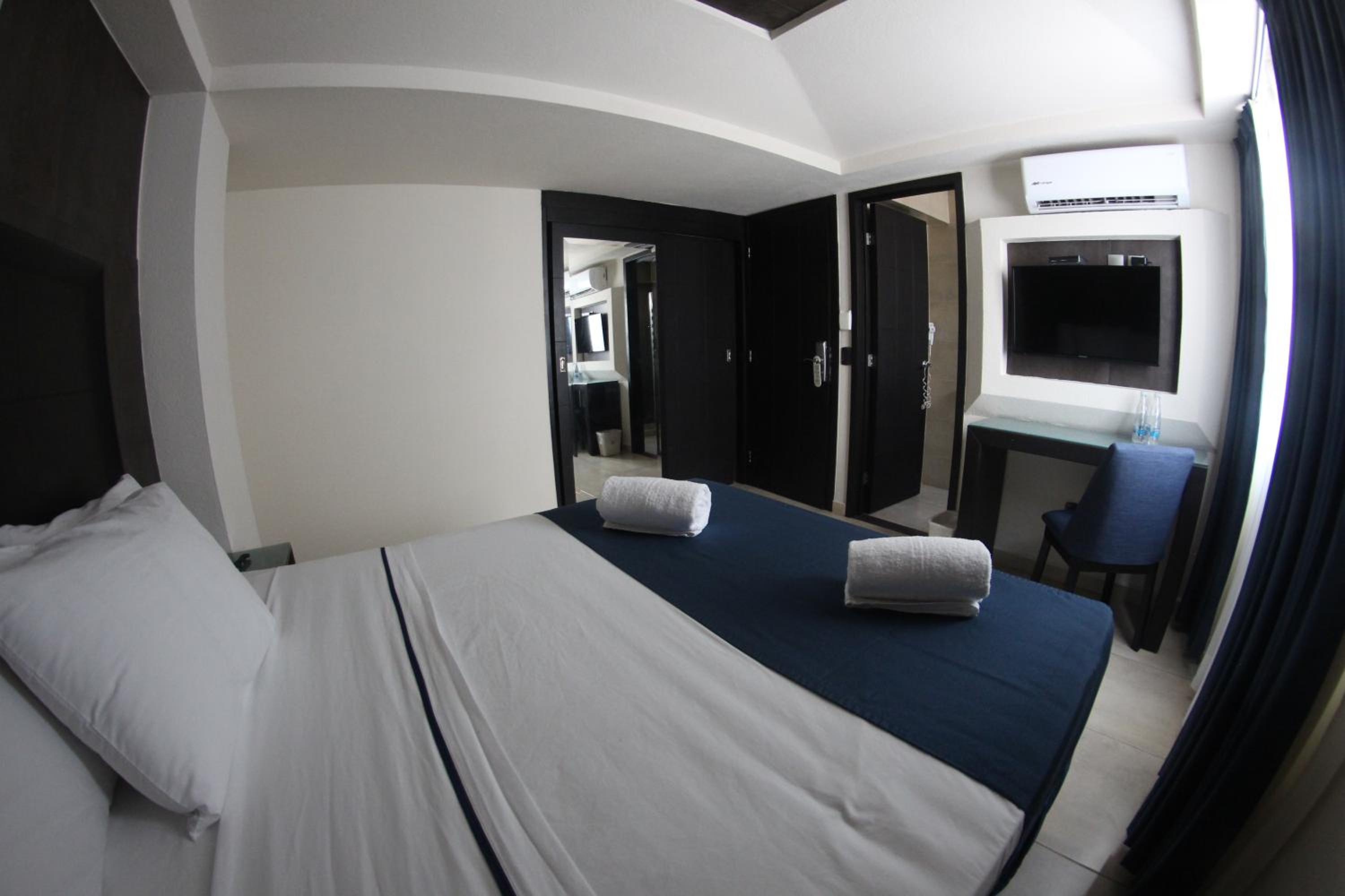 Basic Double Room - Photo 3