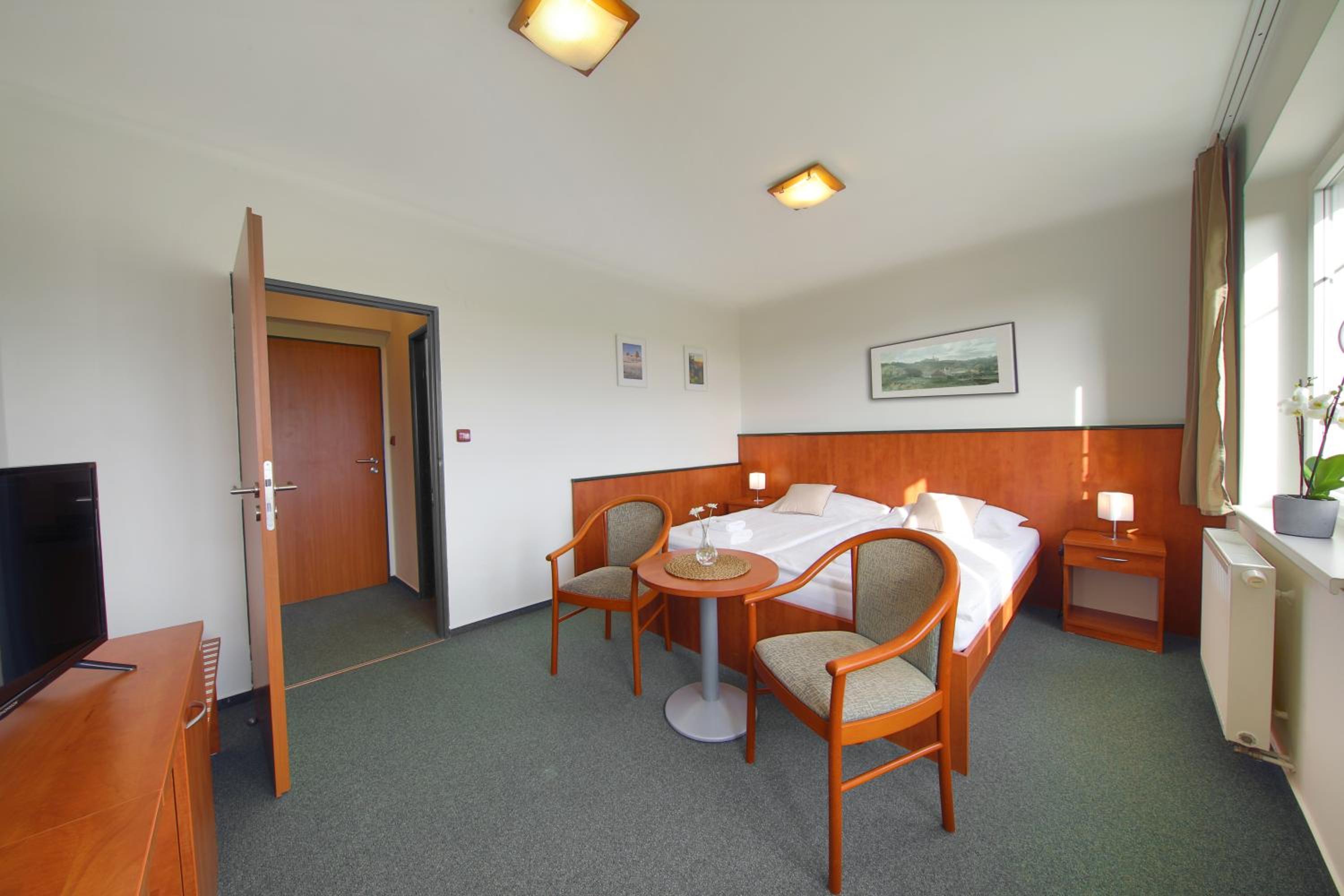 Superior Double or Twin Room - Photo 1