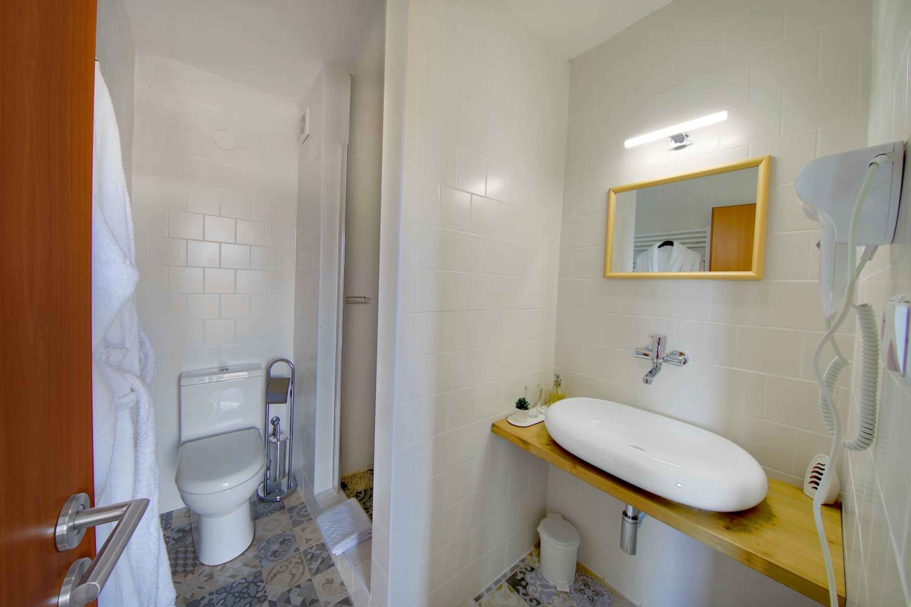 Superior Double or Twin Room - Photo 4