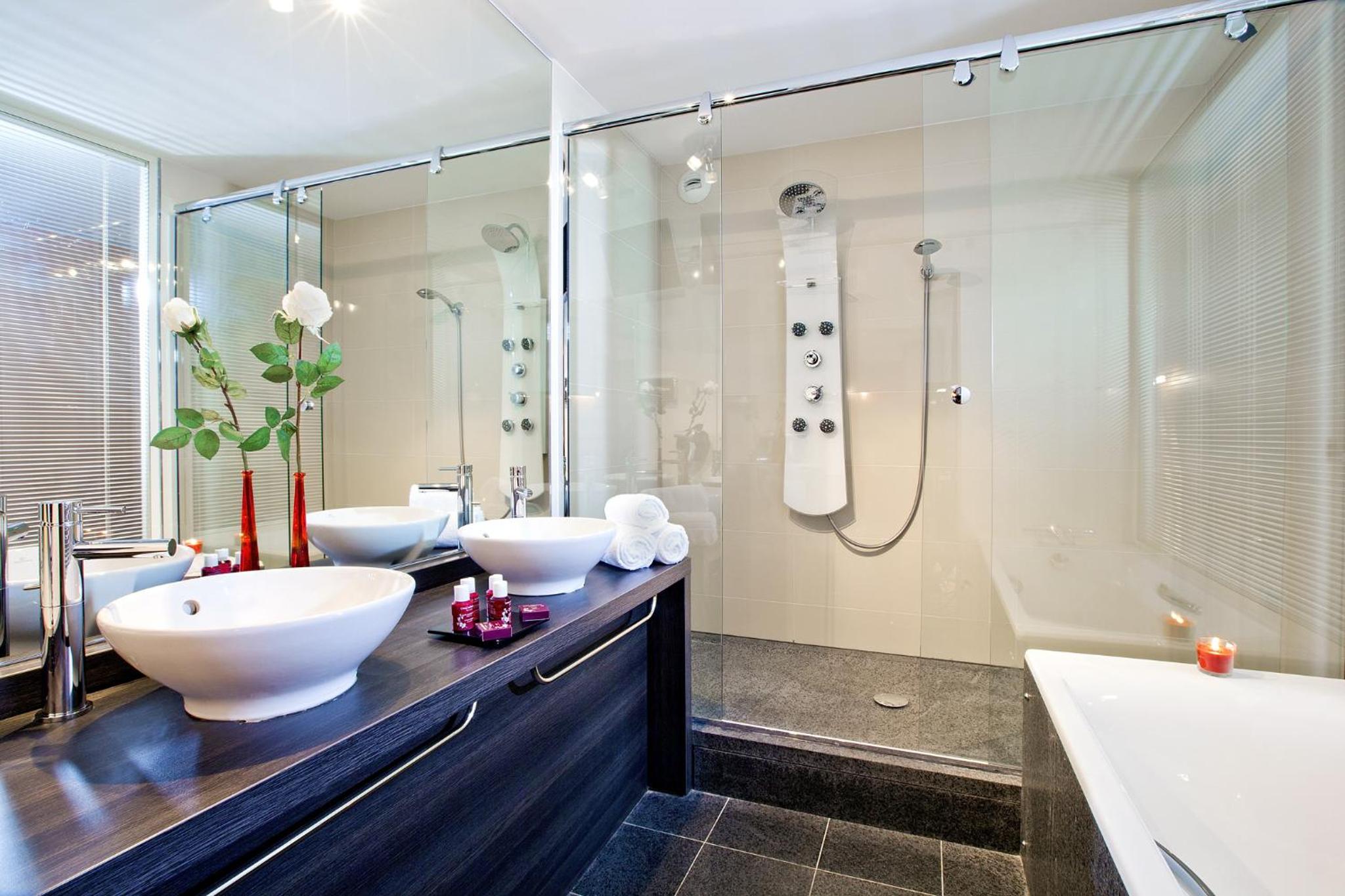 Business Suite photo 2