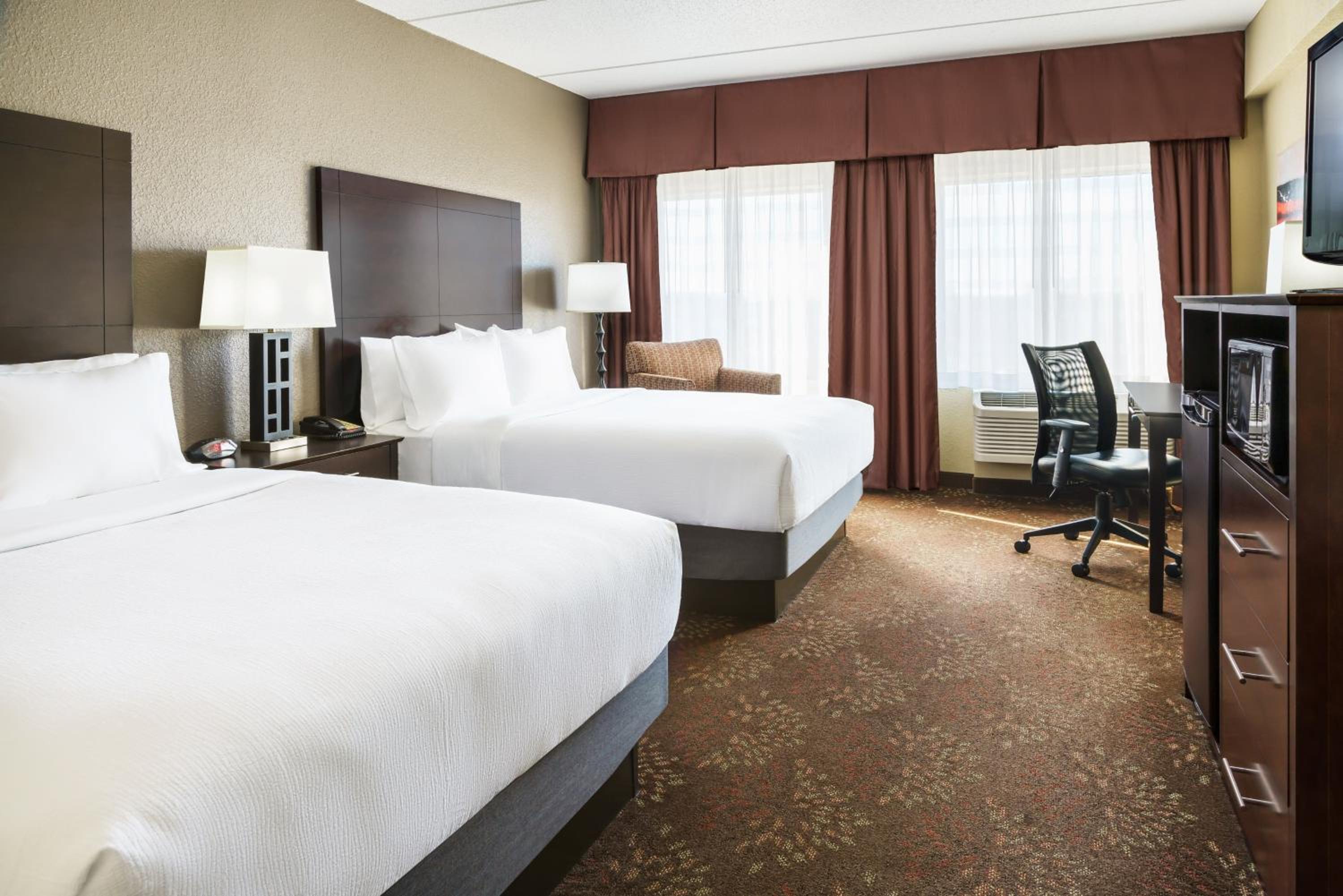Room With Two Beds - Hearing Accessible - Non-Smoking