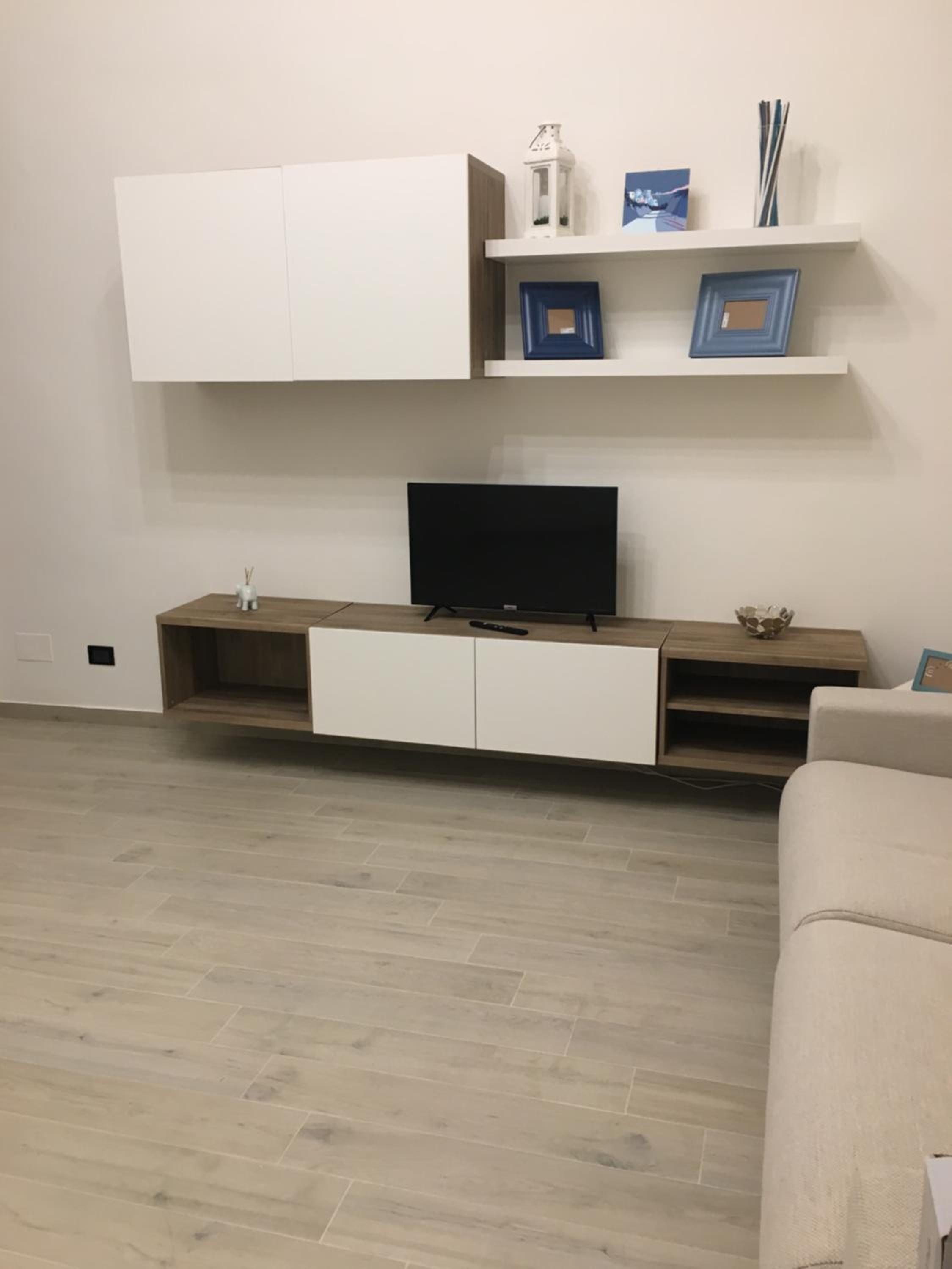 One-Bedroom House - Photo 13