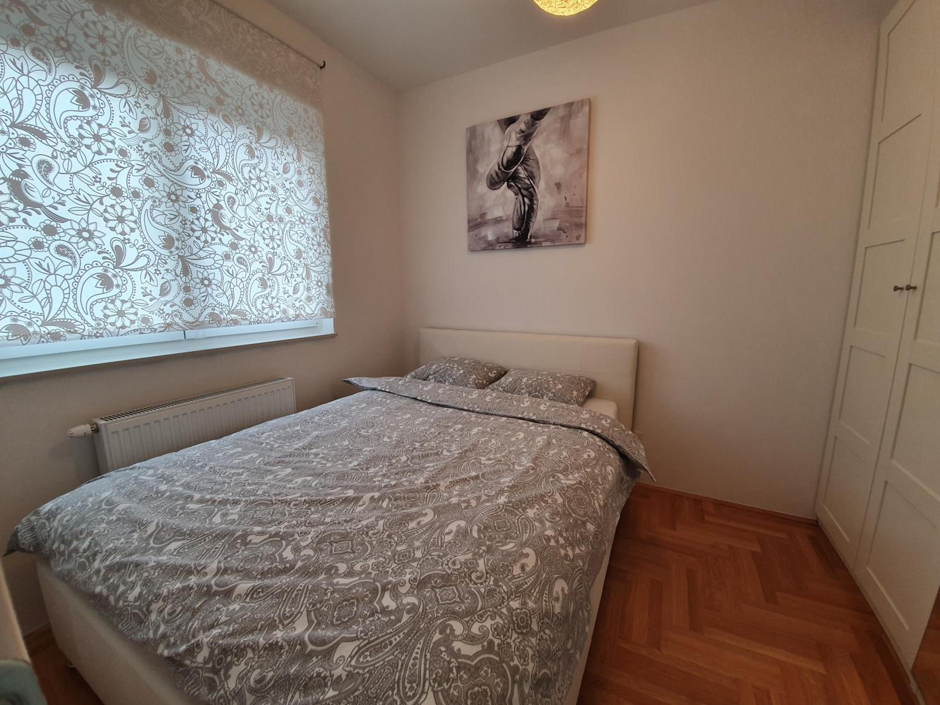 One-Bedroom Apartment - Photo 15