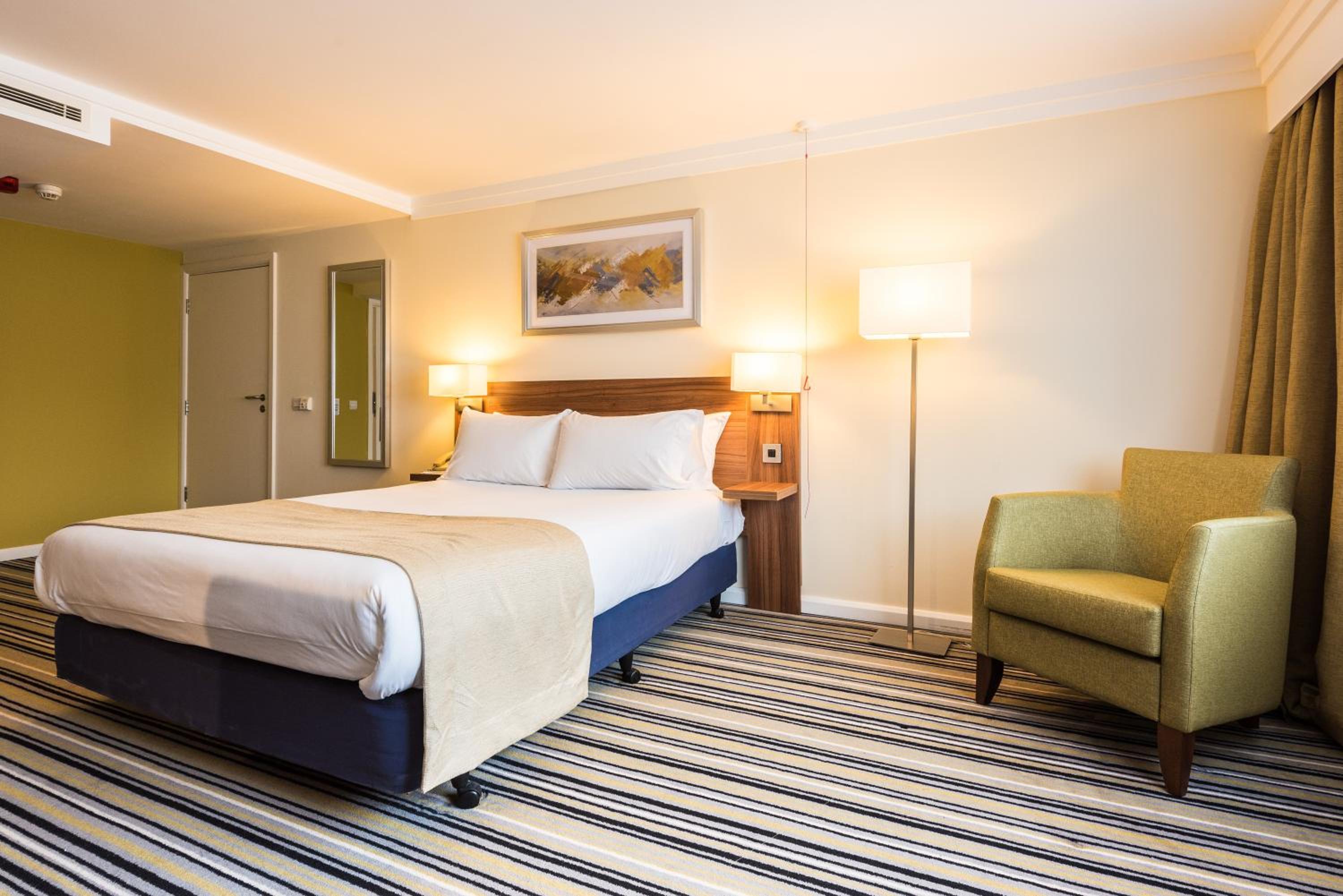 Standard Double Room - Disability Access - Photo 3