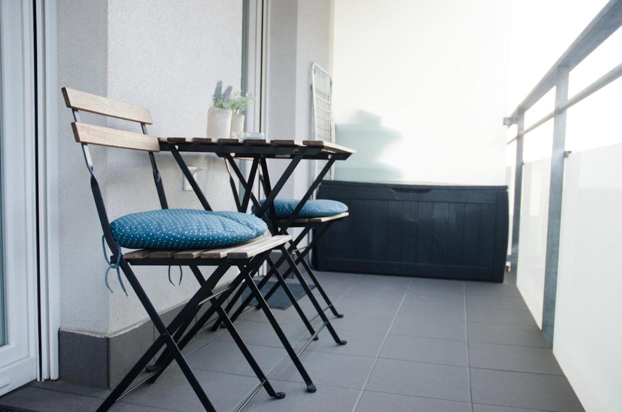Apartment with Balcony - Photo 37