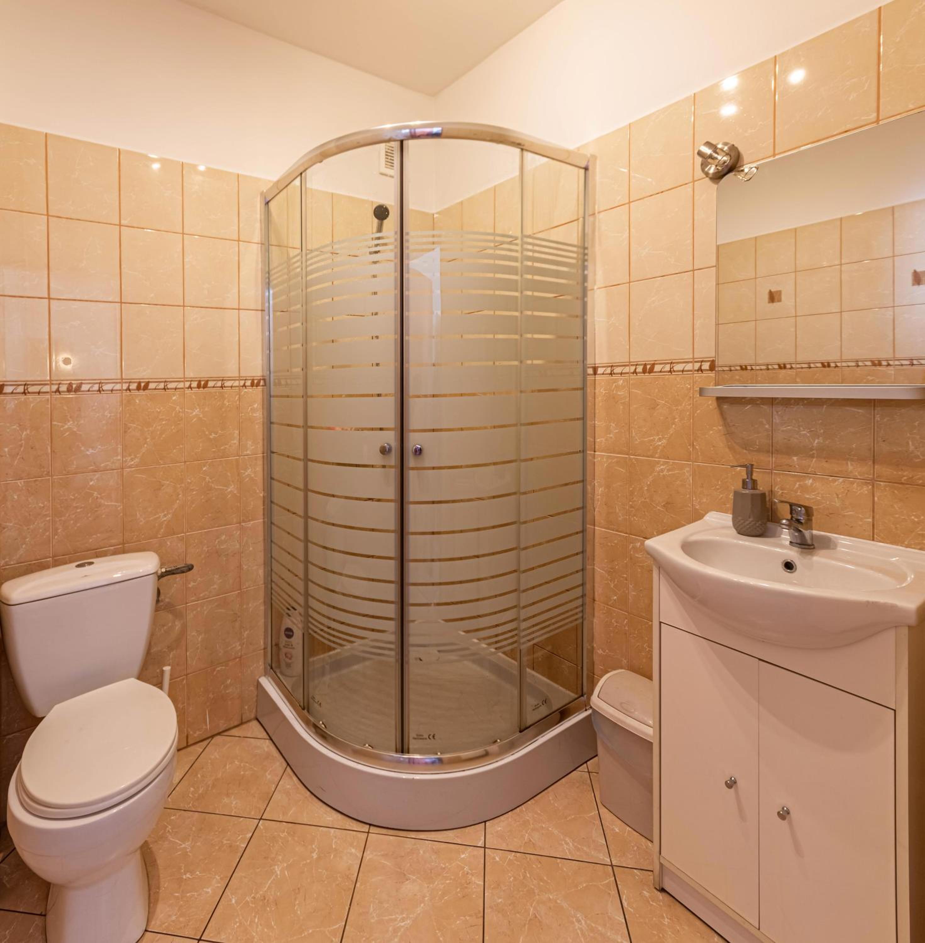 Double Room - Photo 3