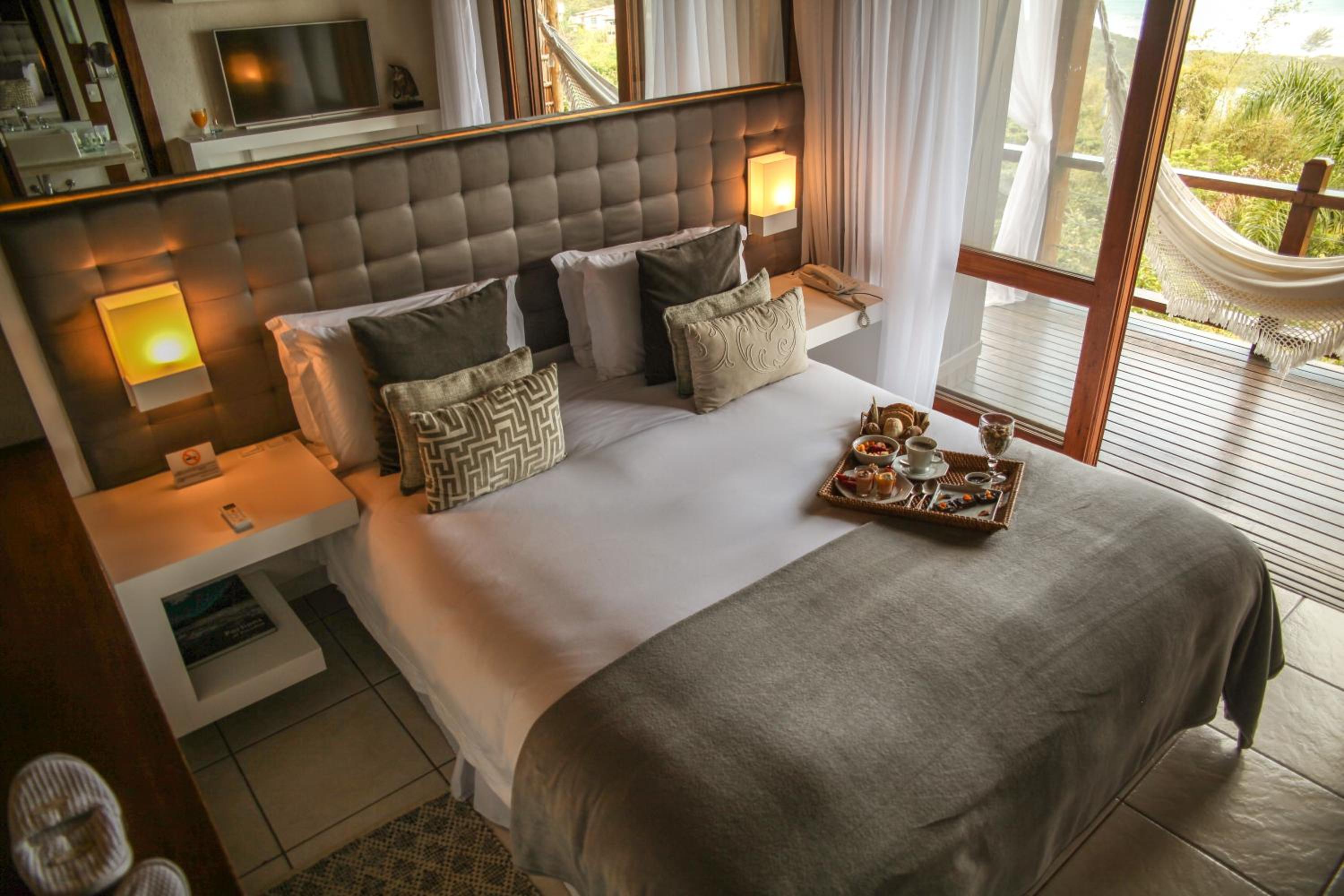 Suite - Photo 9