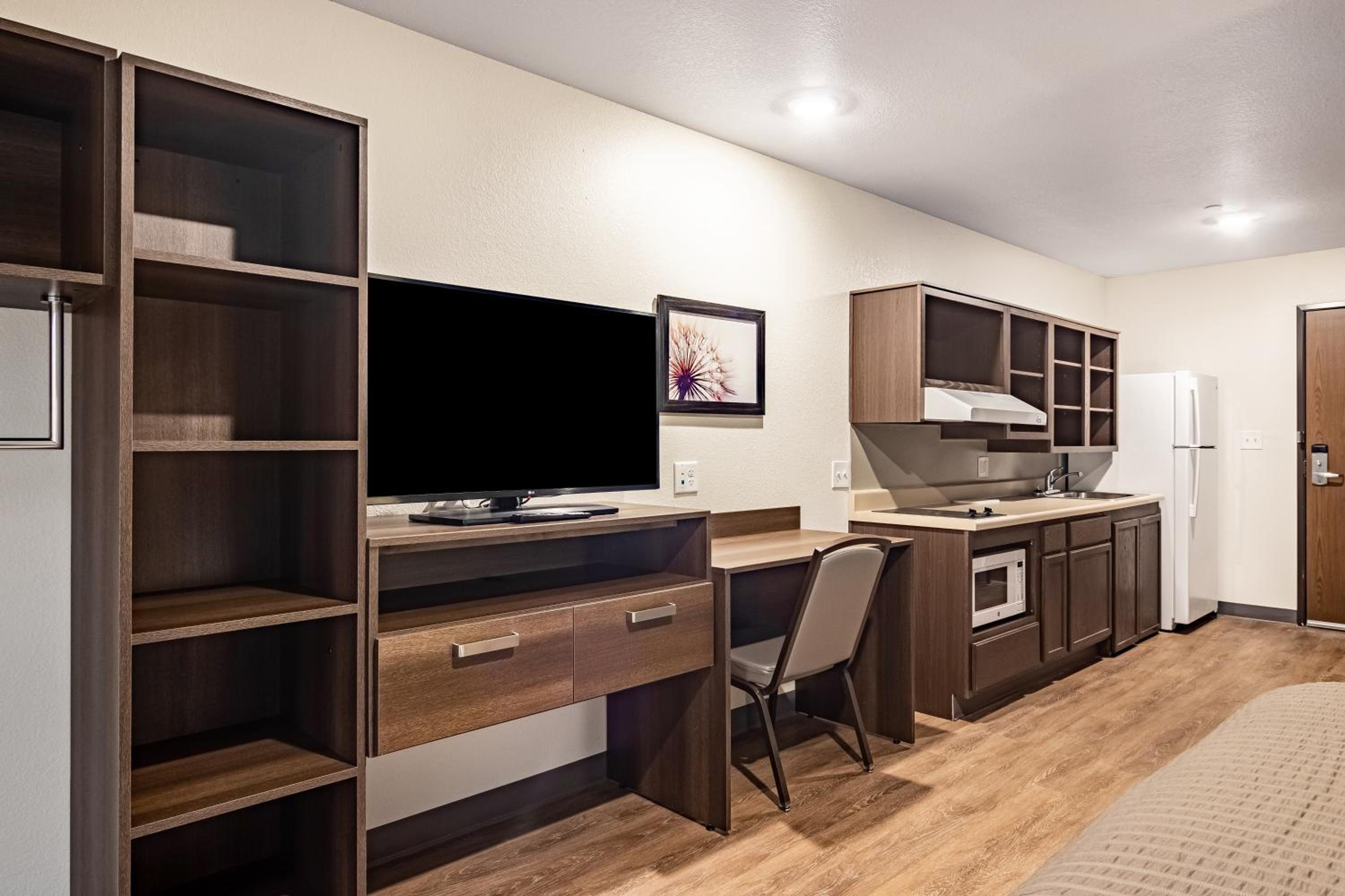 Queen Room - Accessible/Non-Smoking - Photo 1