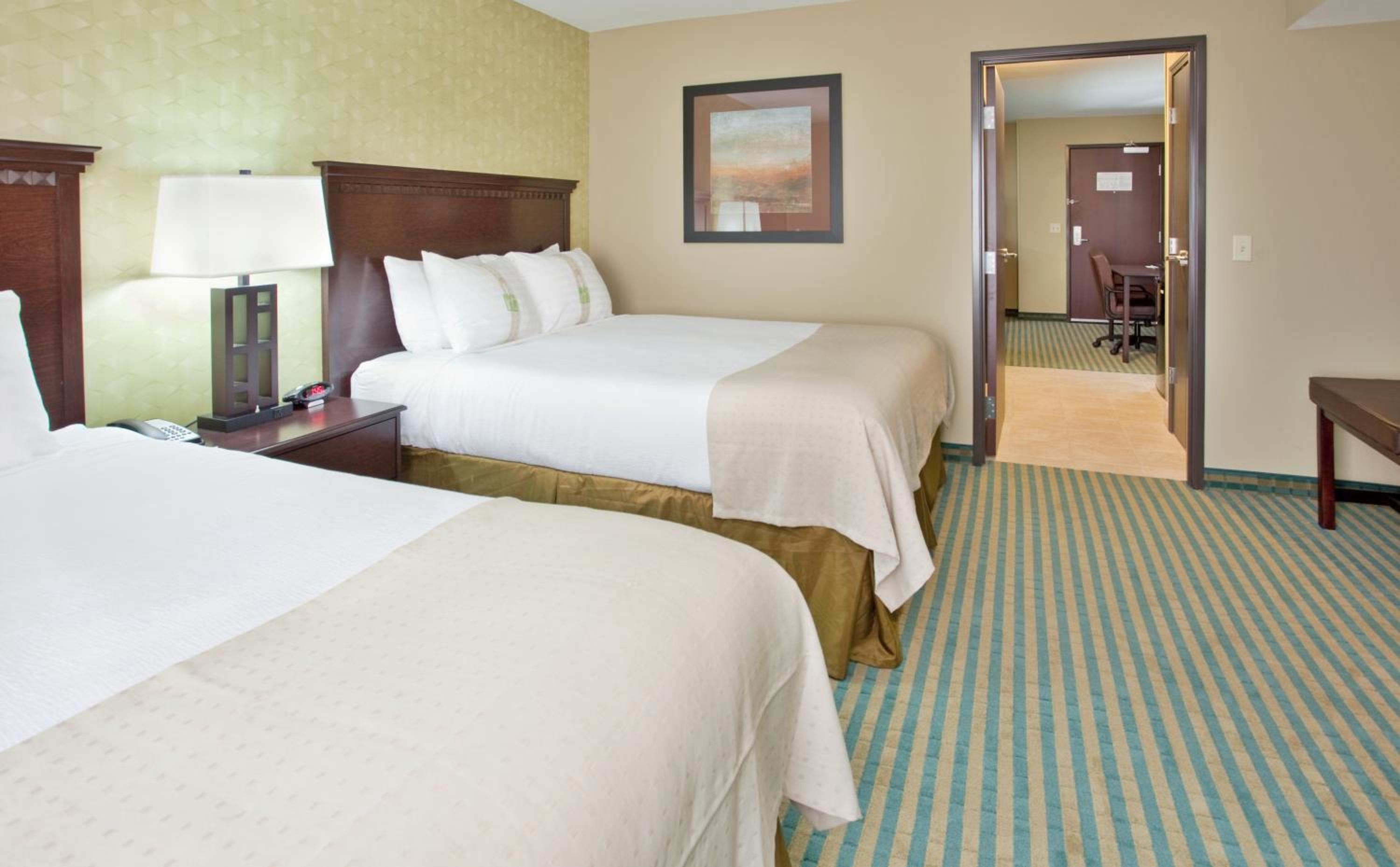 Suite with Two Beds - Non-Smoking - Photo 3