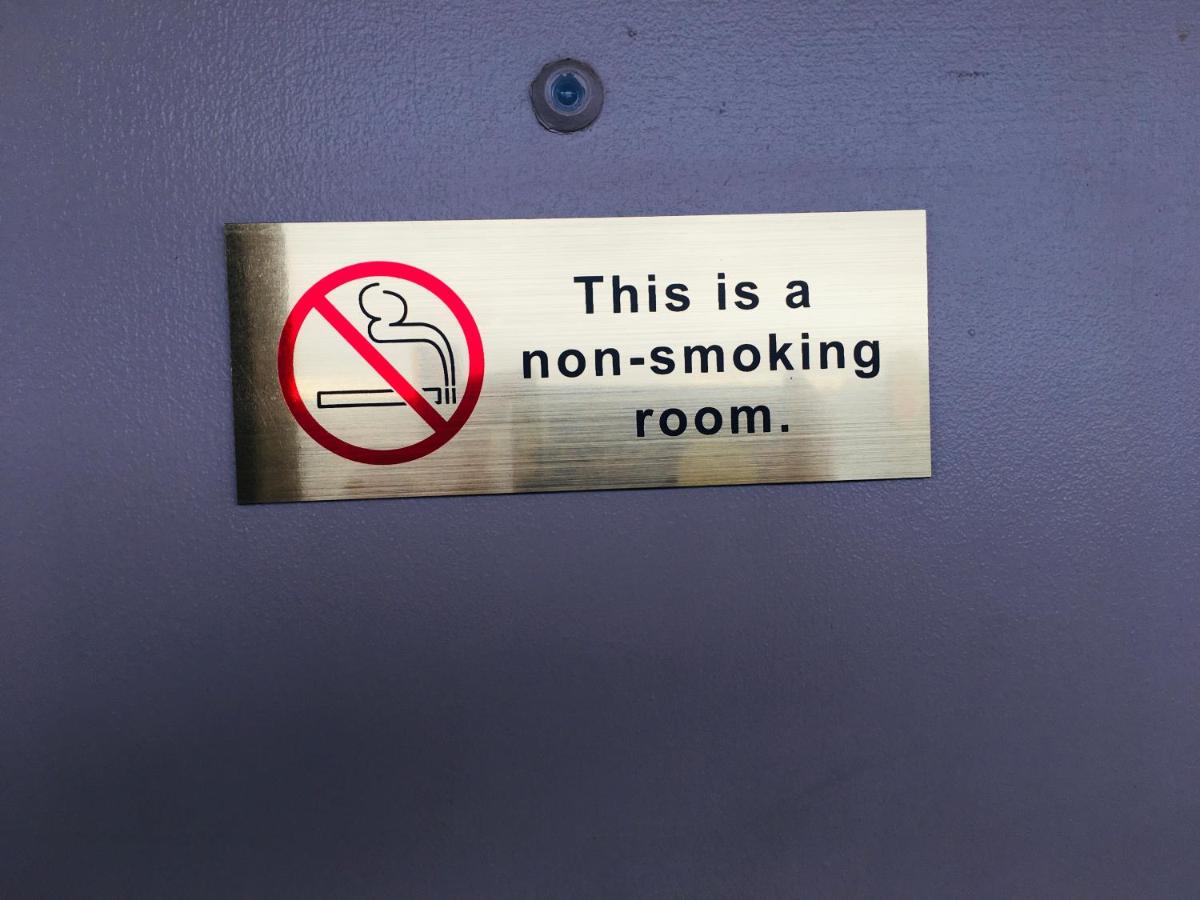 Deluxe King Room - Non-Smoking photo 3