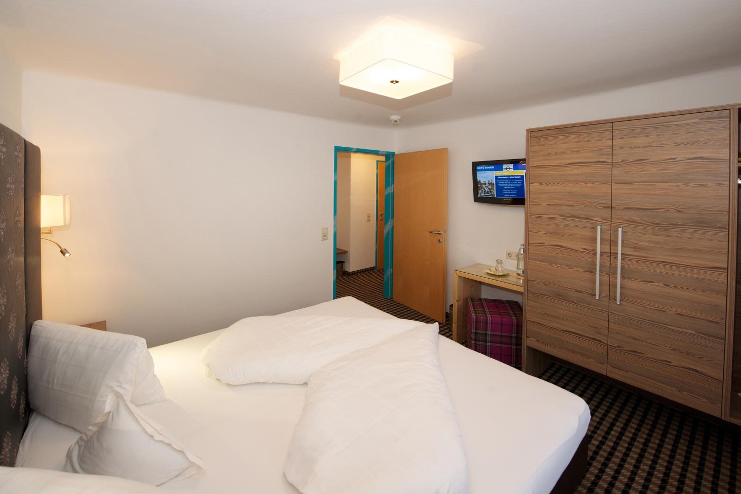 Standard Quadruple Room photo 2