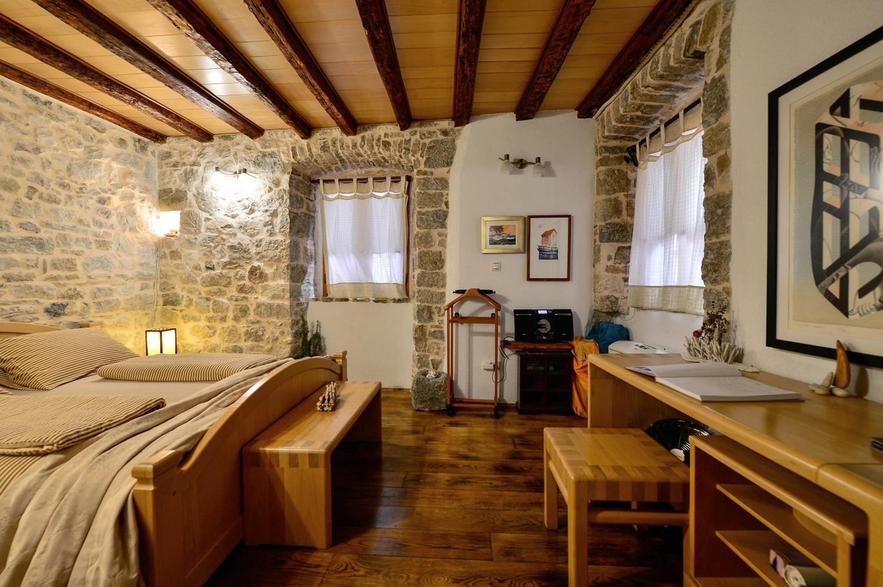 One-Bedroom Apartment (2 Adults) photo 3