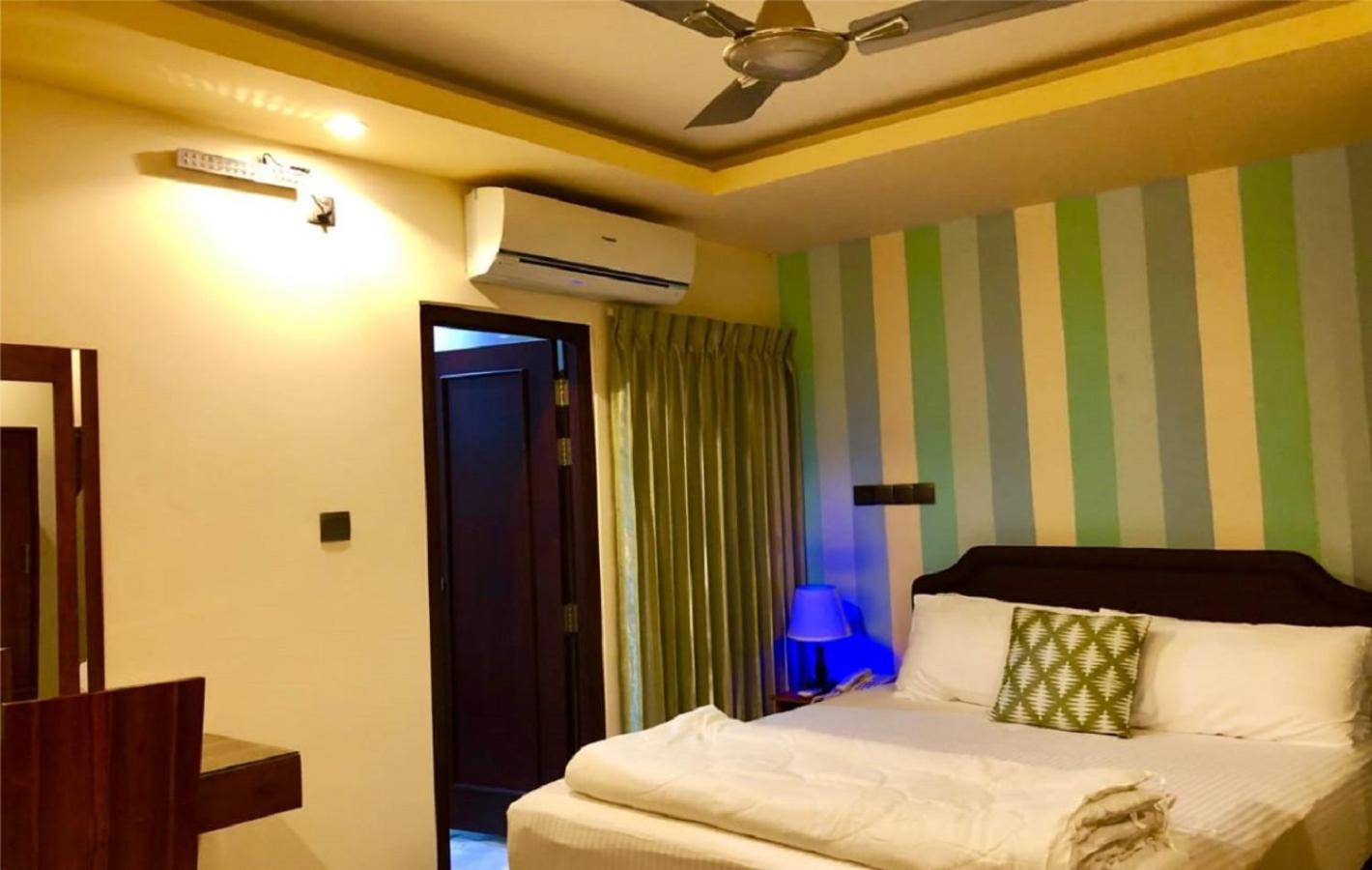 Deluxe Double Room photo 3