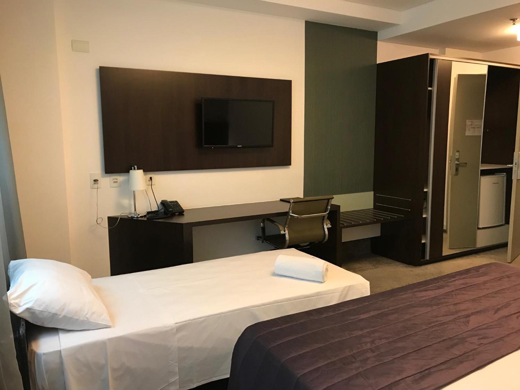 Superior Triple Room photo 3