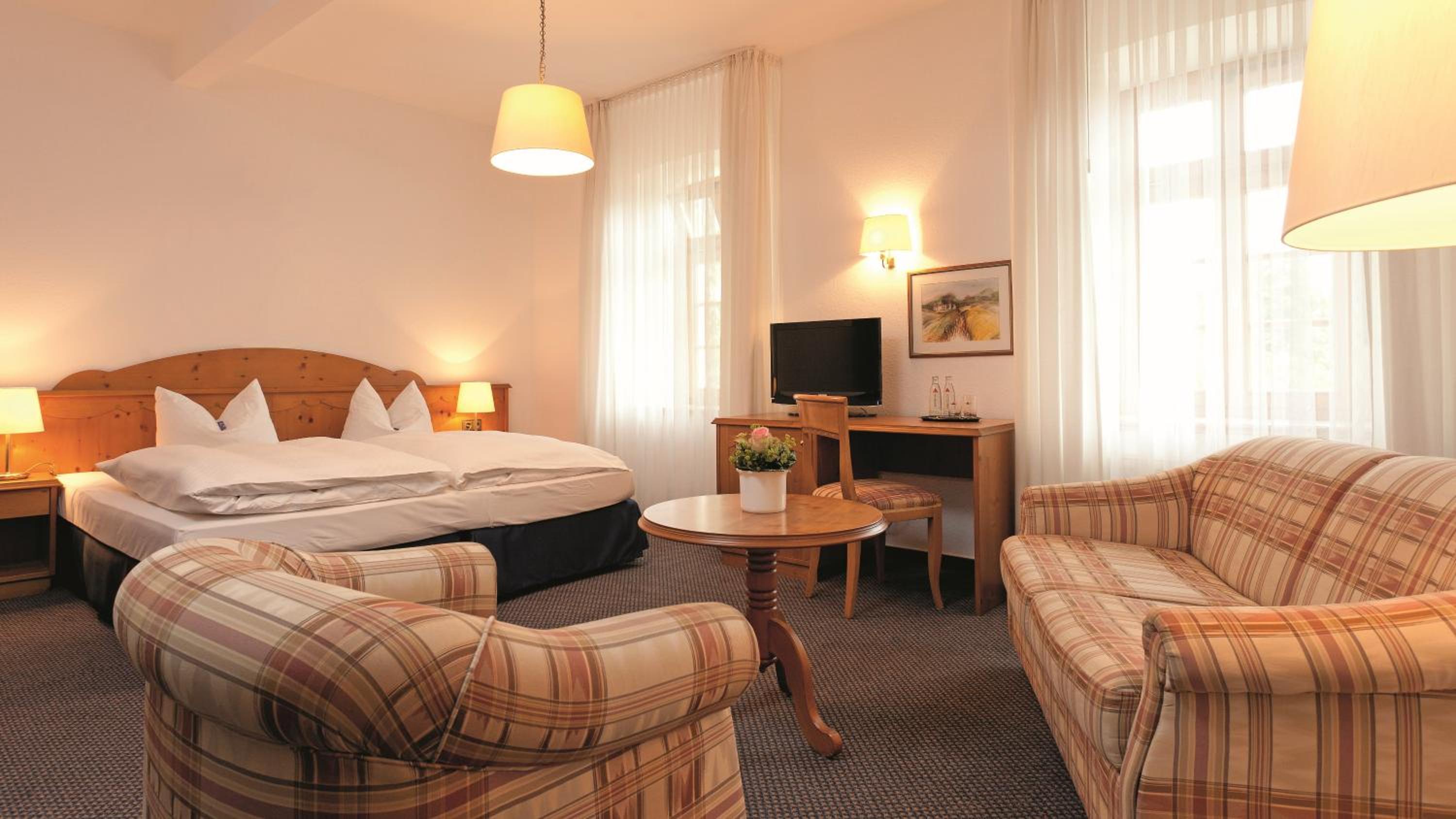 Double Room - Photo 13