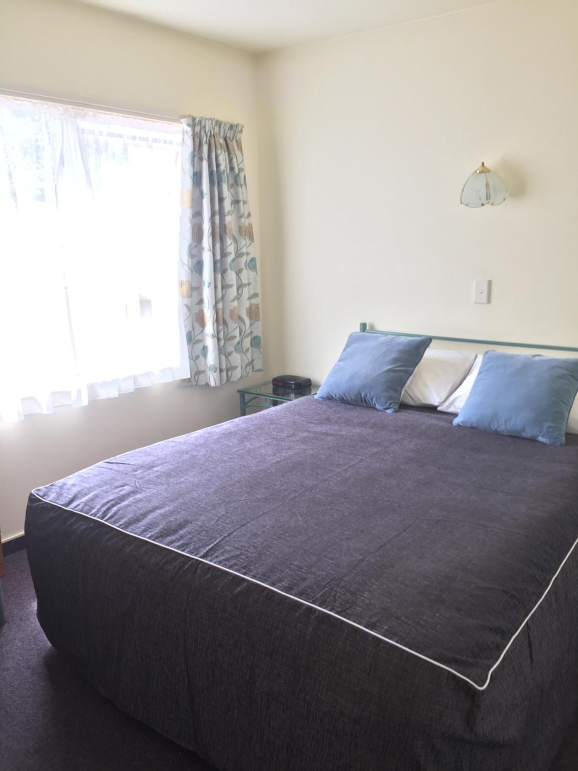Family Room - Photo 4